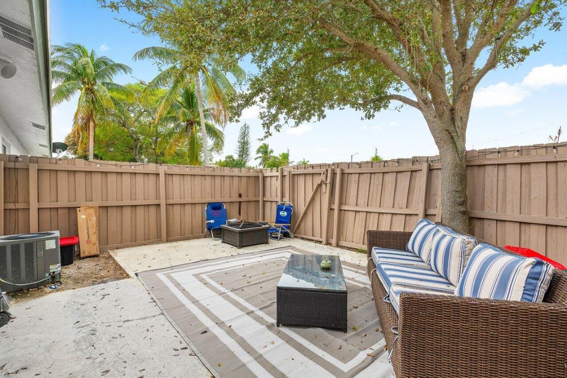 1040 Miami Boulevard 1,2,3