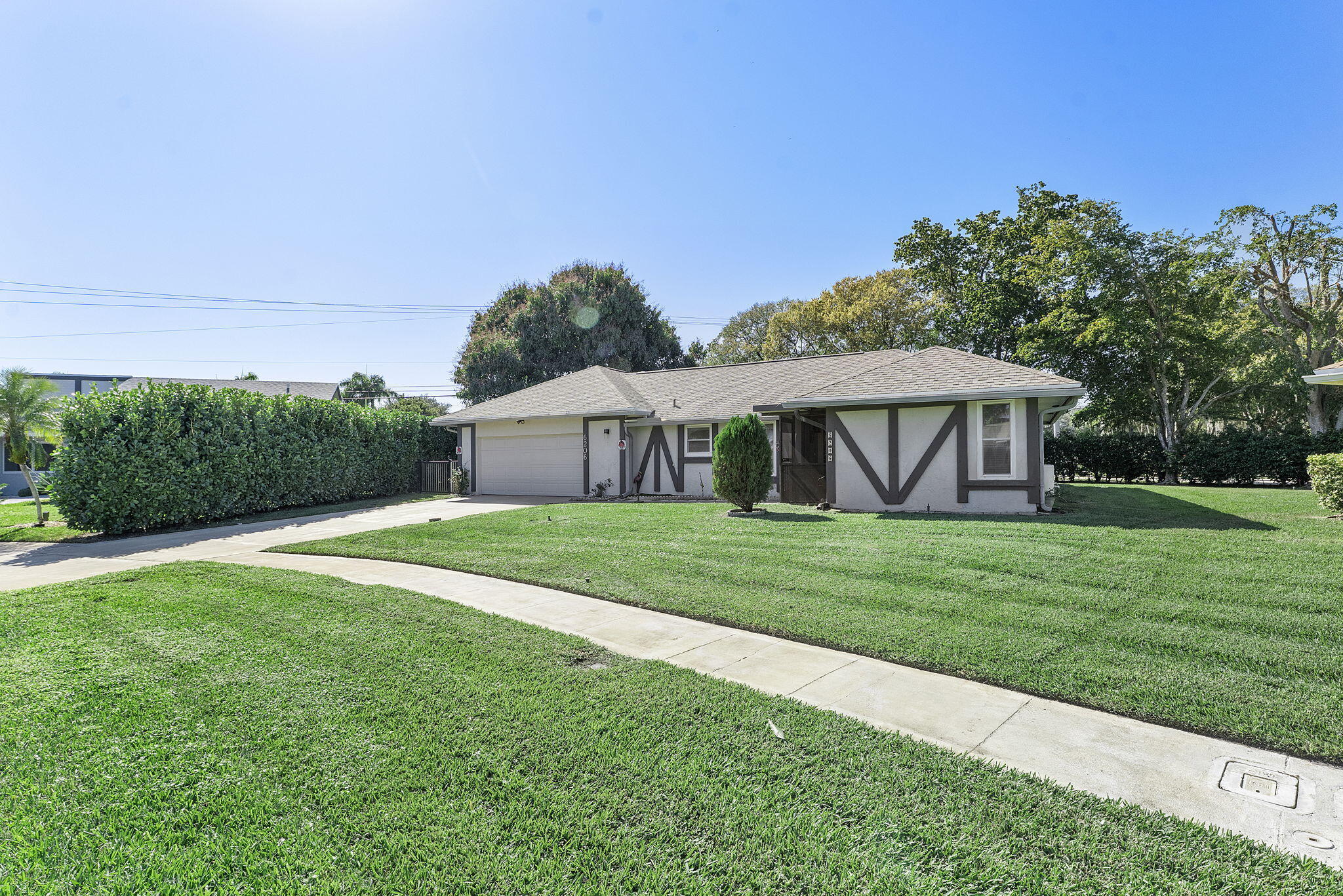 6206 E Springdale Way