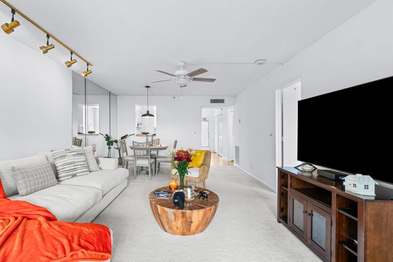 14623 Bonaire Boulevard 405