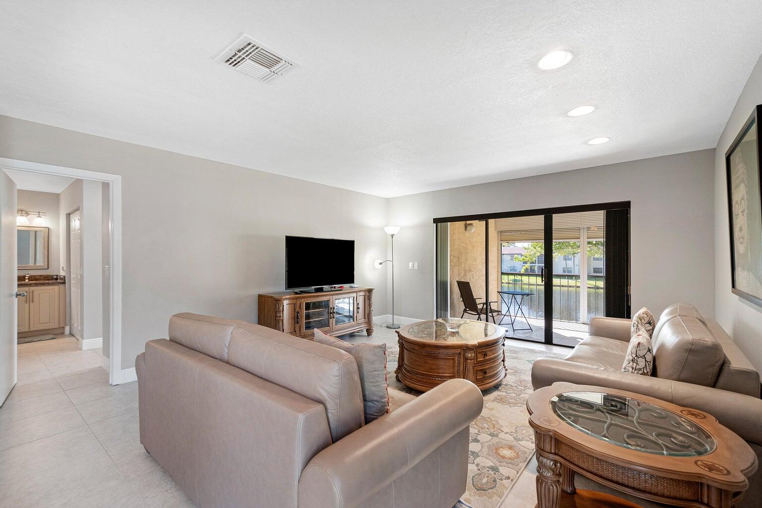 21863 Arriba Real 8-K