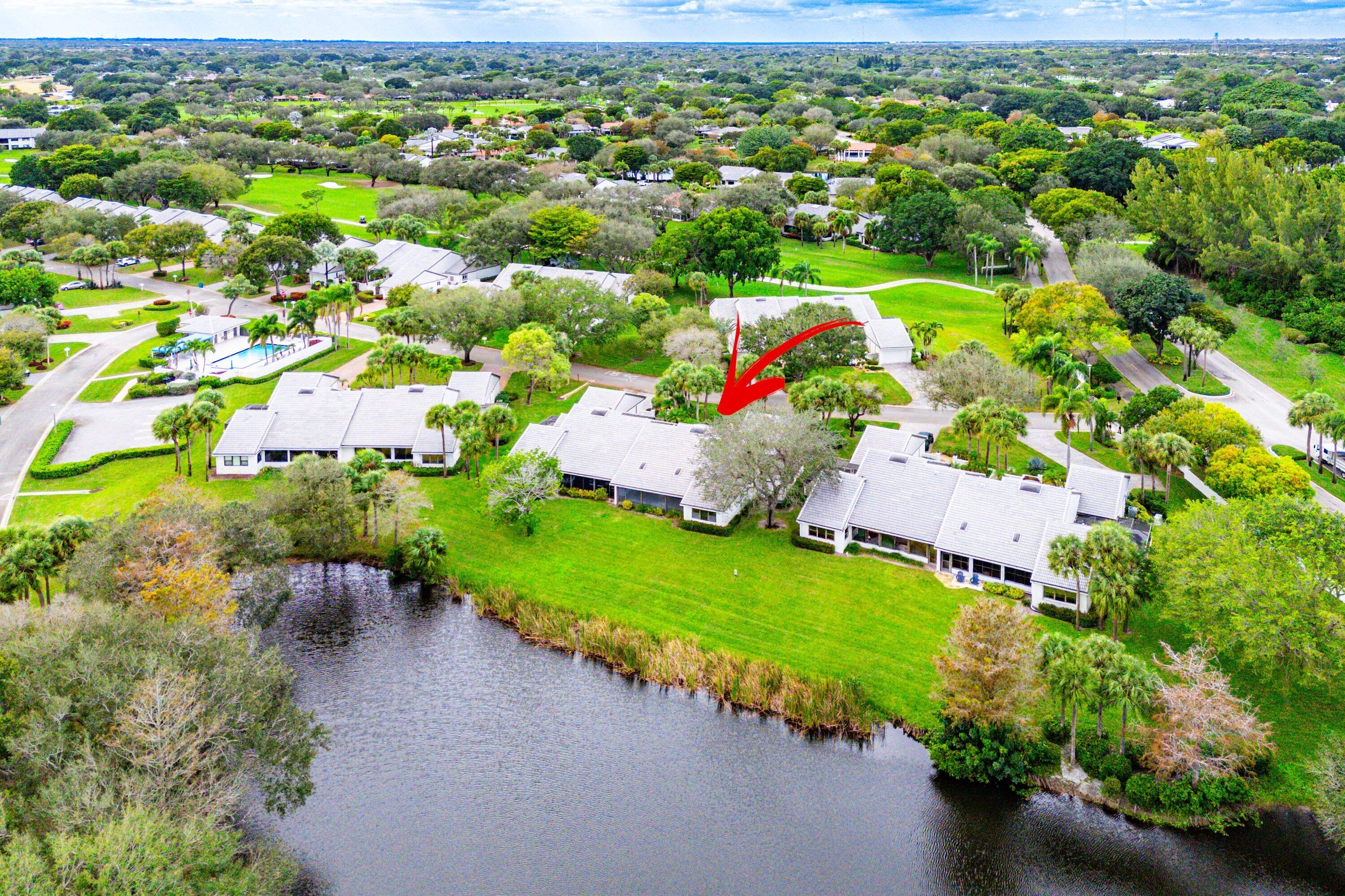 6 Clubhouse Lane