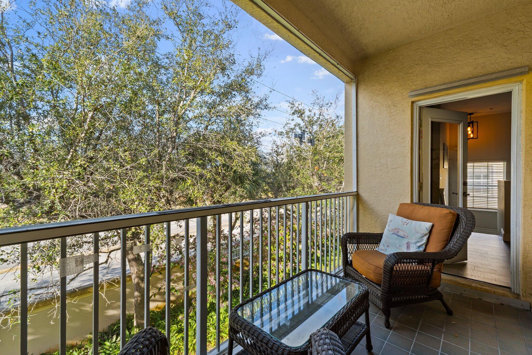 113 Lighthouse Circle H