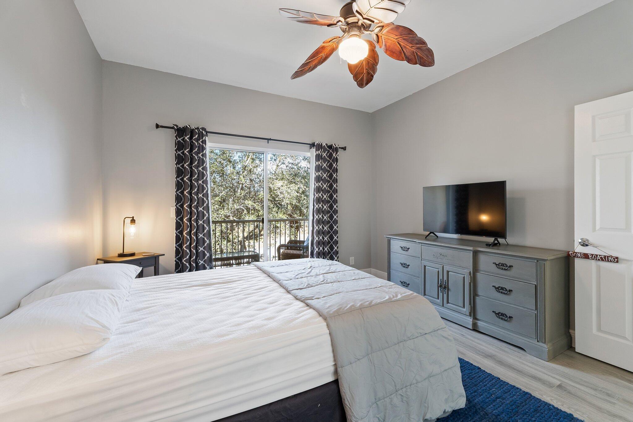 113 Lighthouse Circle H