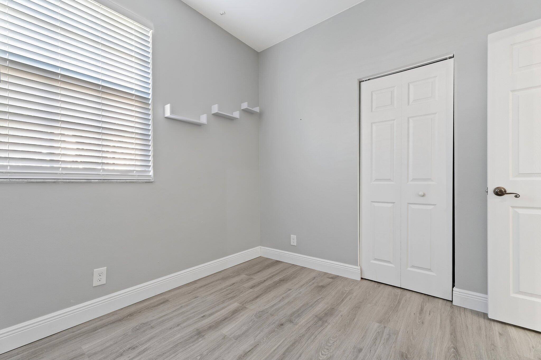 113 Lighthouse Circle H