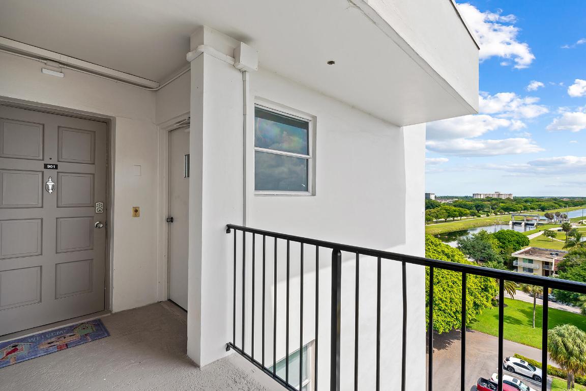 3200 N Palm Aire Drive 901