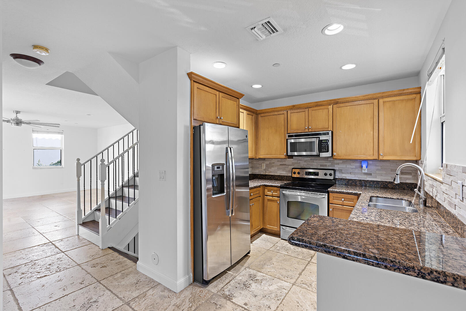 1600 NE 9th Street 20