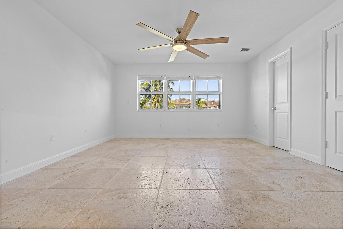 1600 NE 9th Street 20