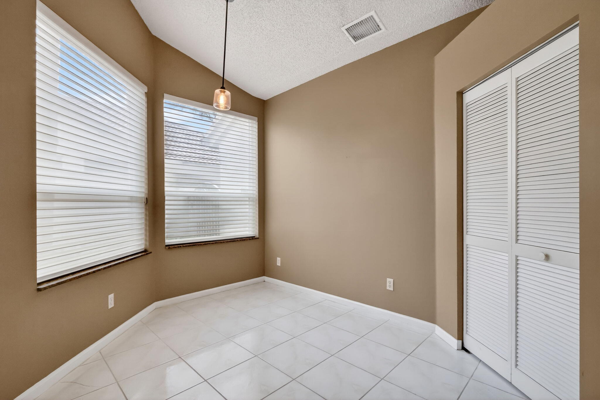 8848 Shoal Creek Old Lane