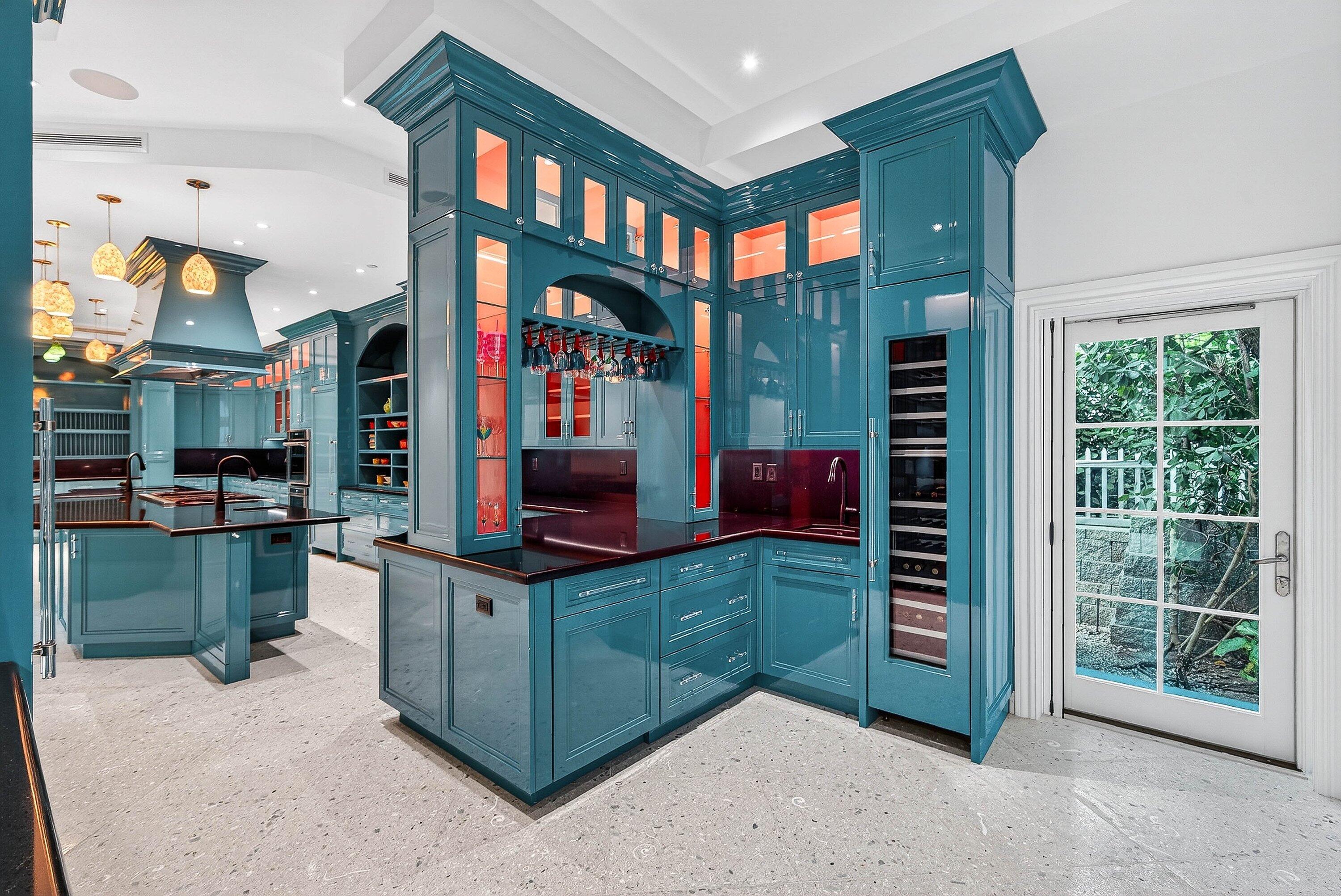 720 N Ocean Boulevard