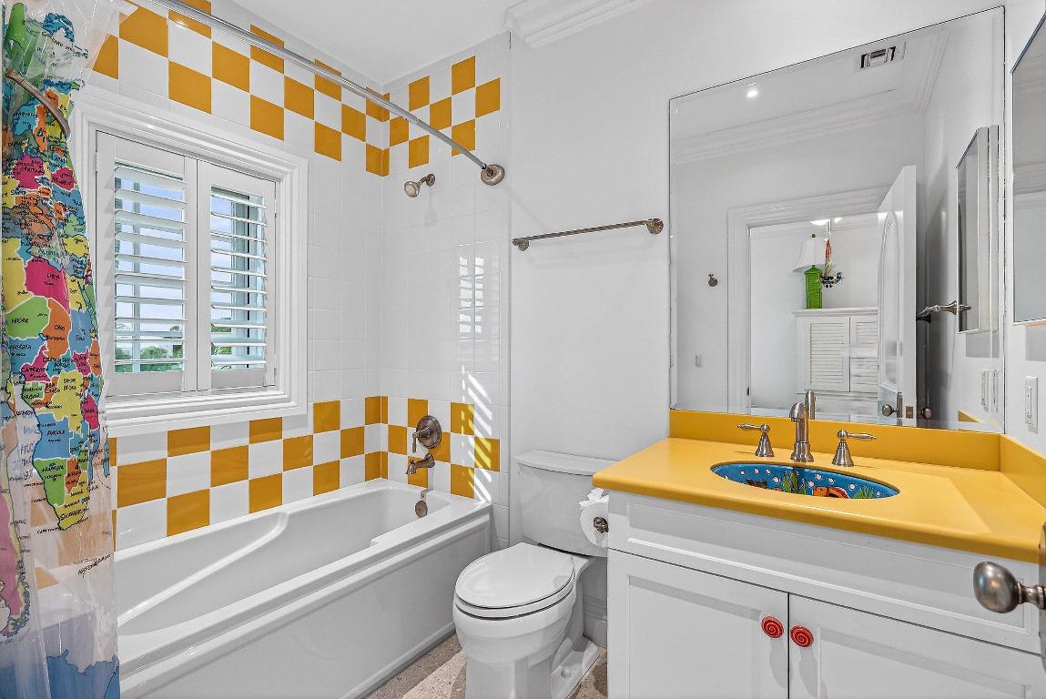 720 N Ocean Boulevard