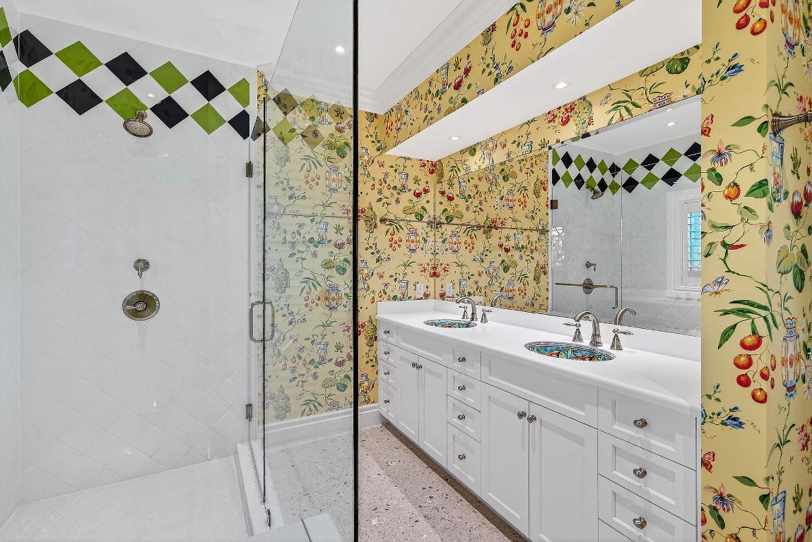 720 N Ocean Boulevard