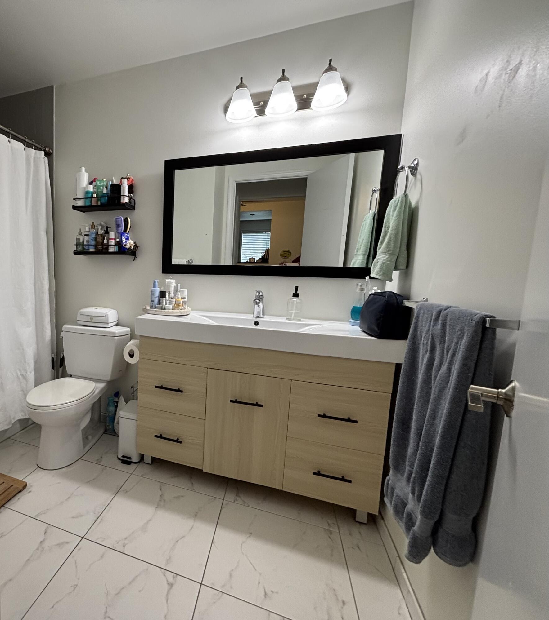 5048 Heatherhill Lane 1208