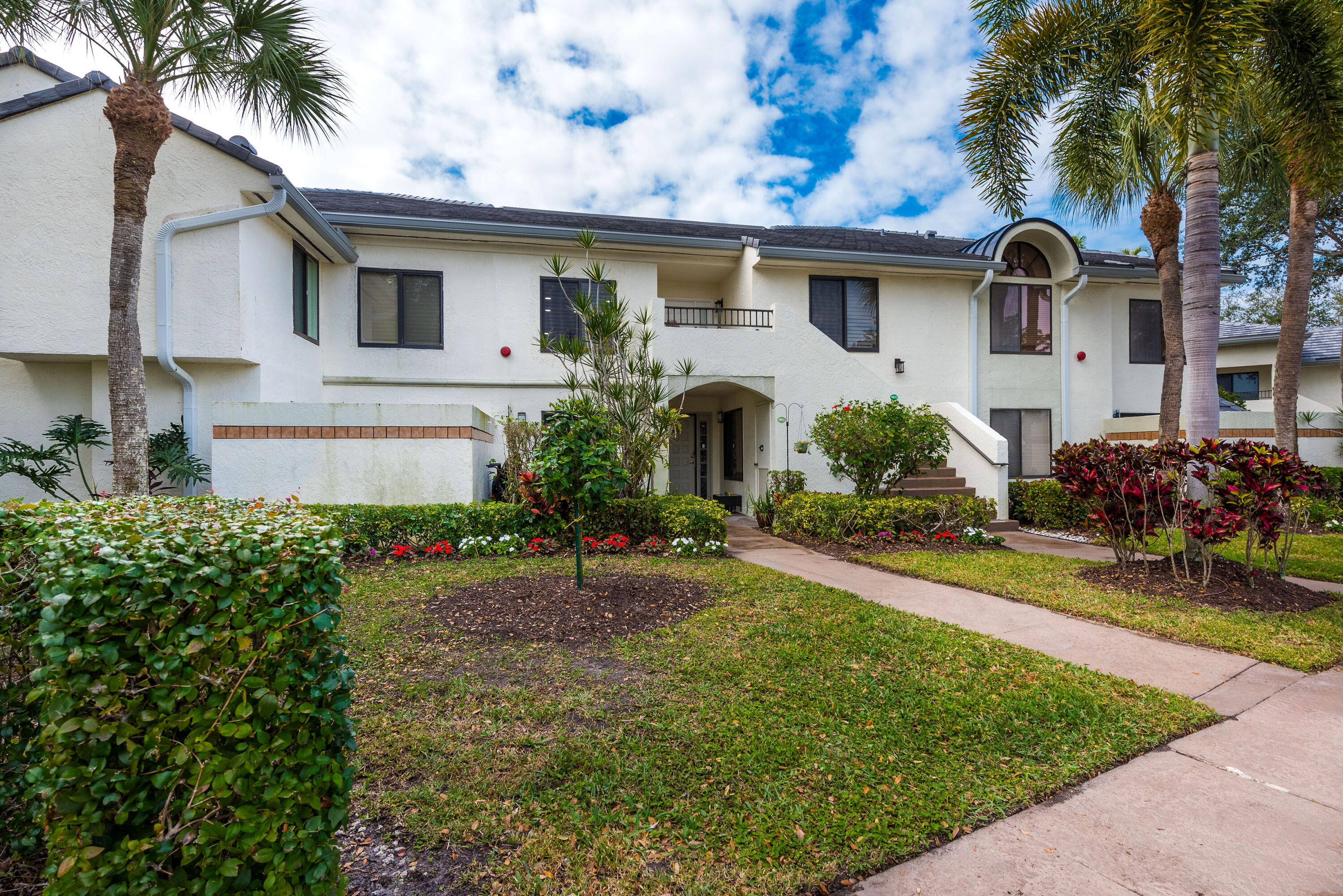 7418 Victory Lane 9805