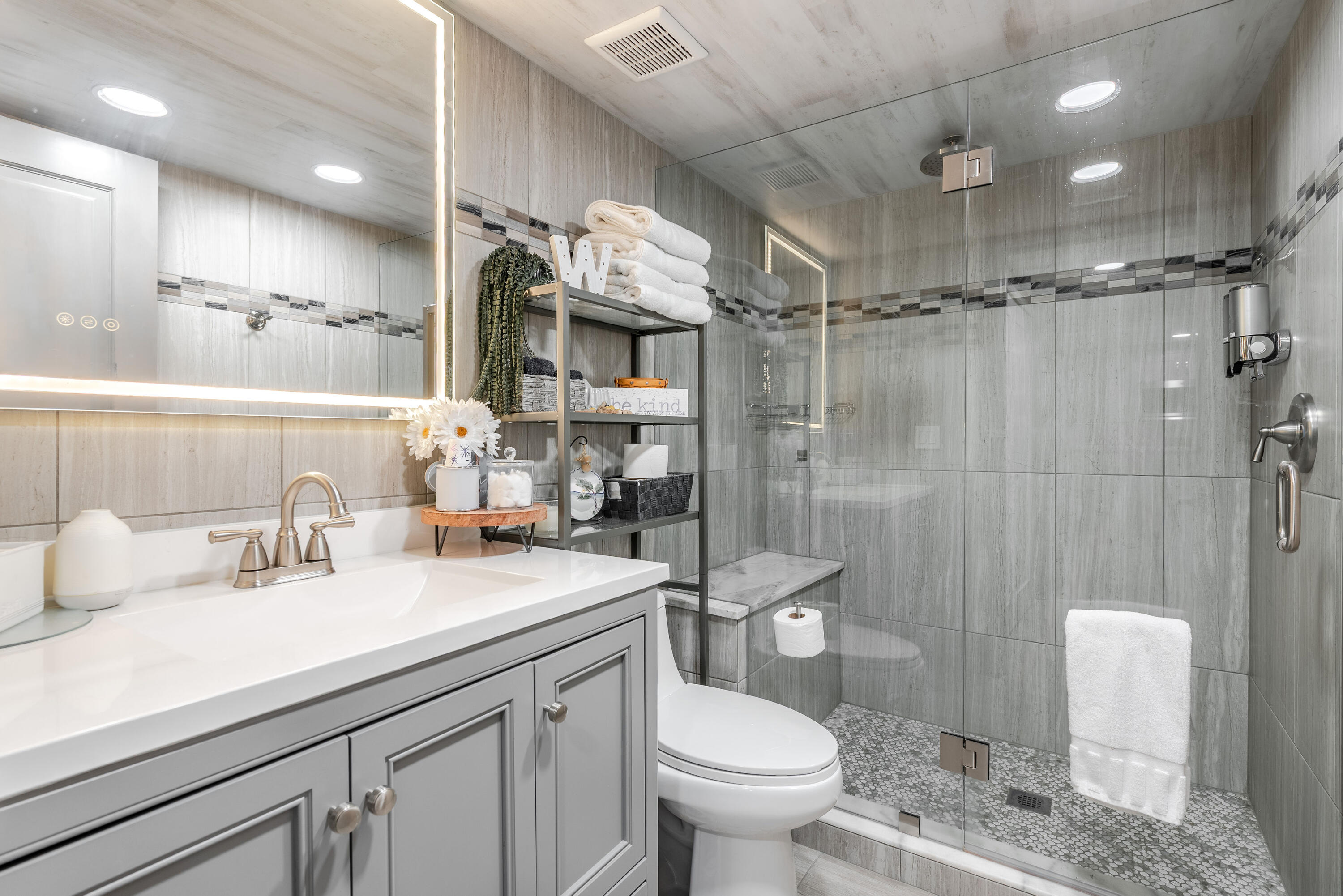 7418 Victory Lane 9805