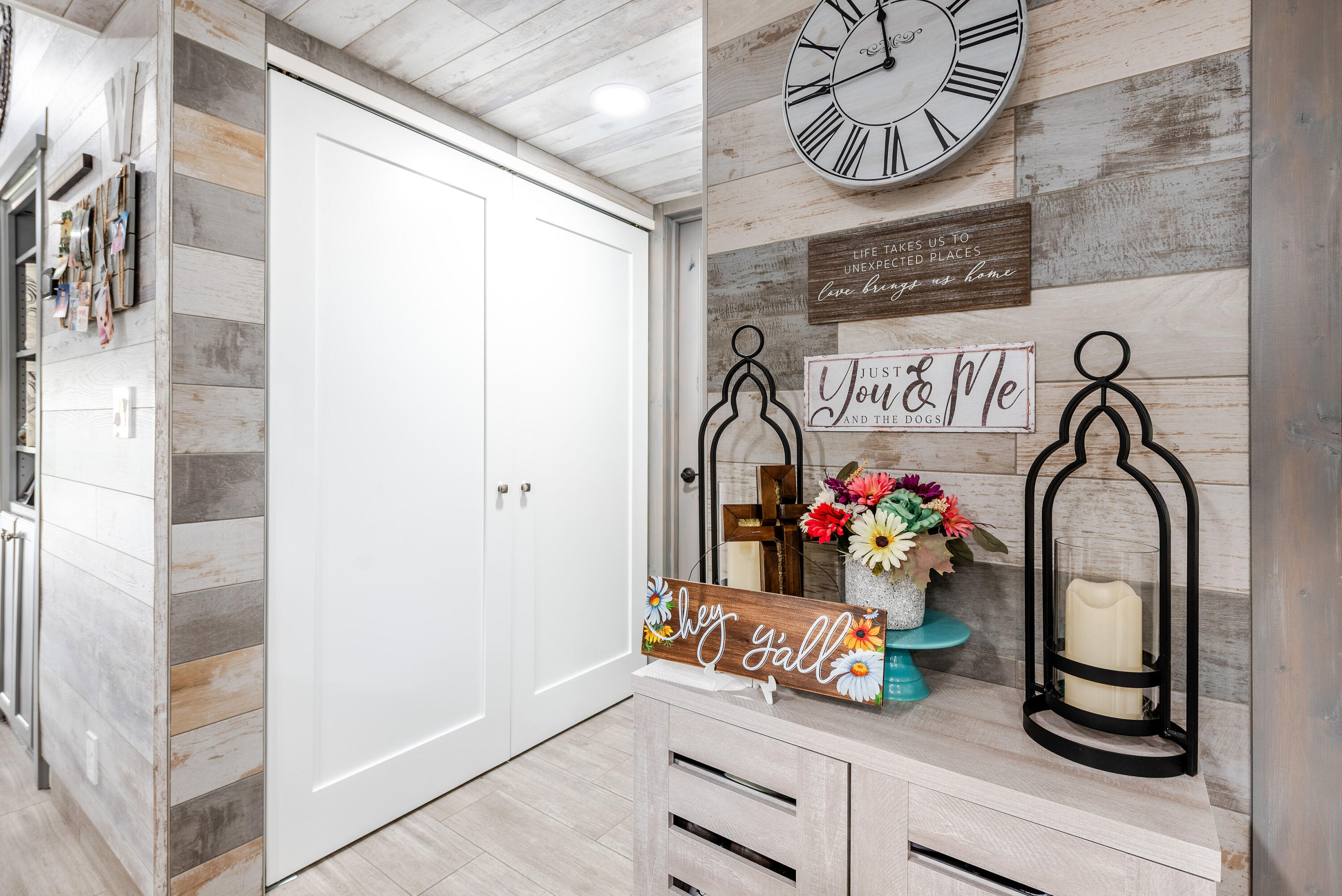 7418 Victory Lane 9805