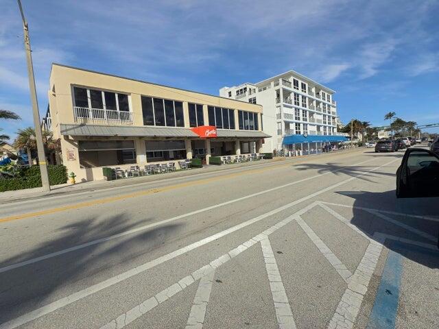 381 W Mallory Circle