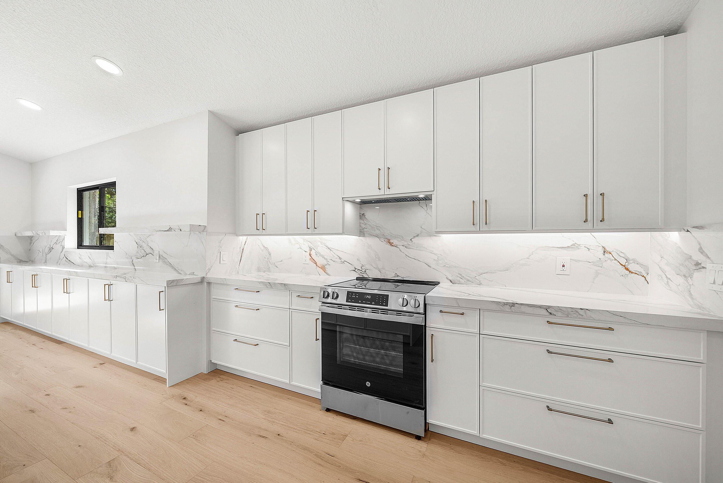 5754 Aspen Ridge Circle