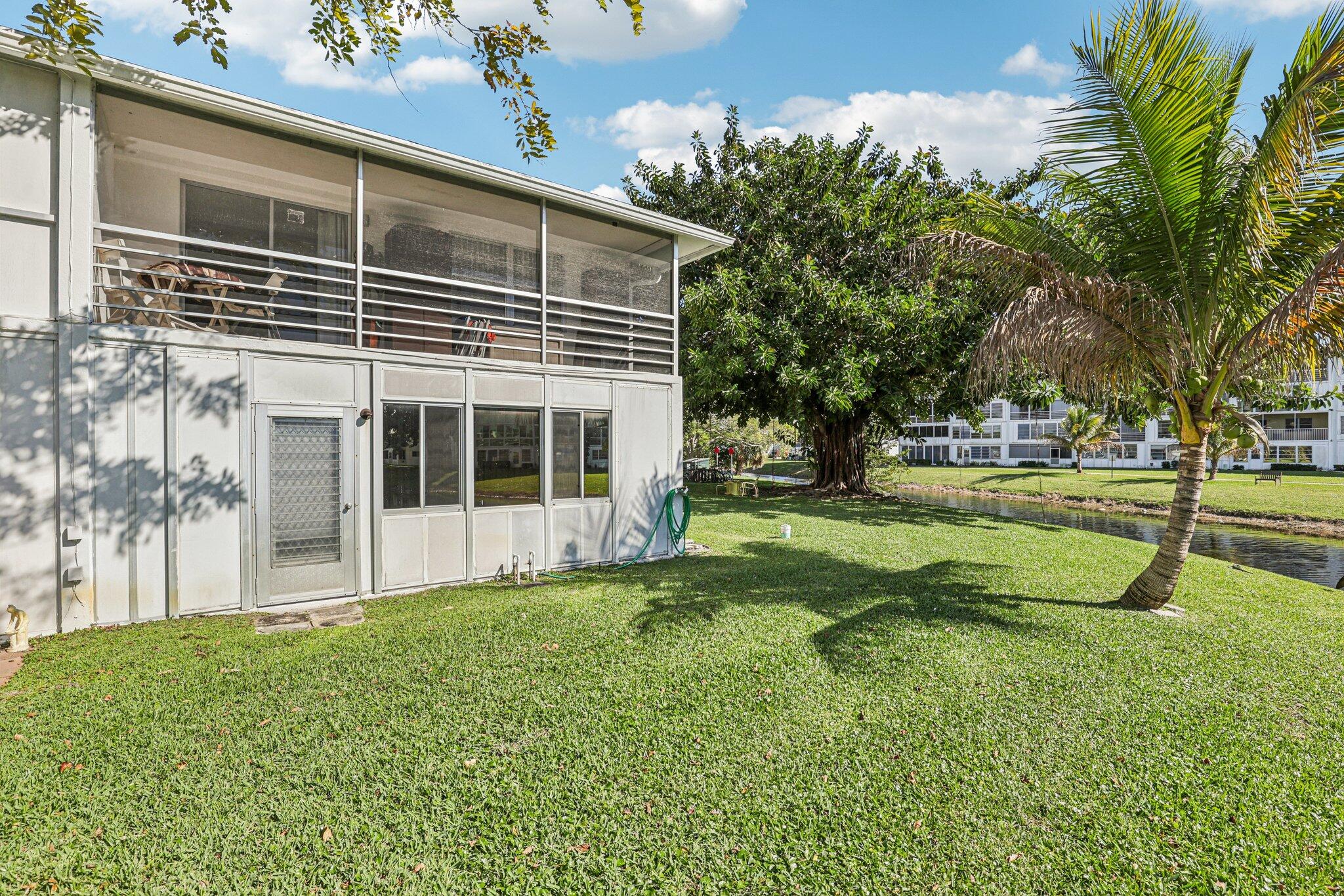 104 Oakridge H