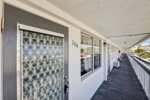 104 Oakridge H