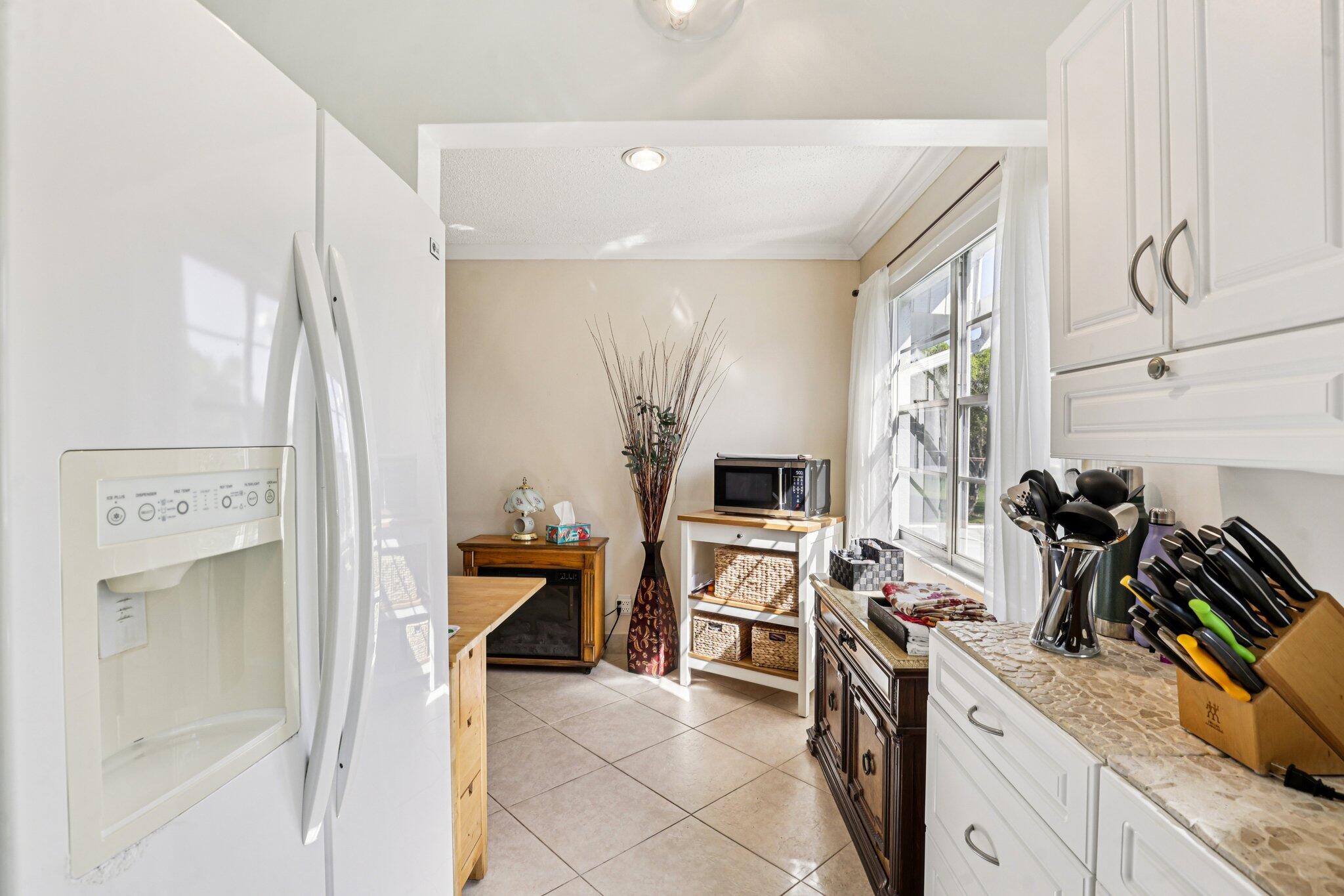 104 Oakridge H