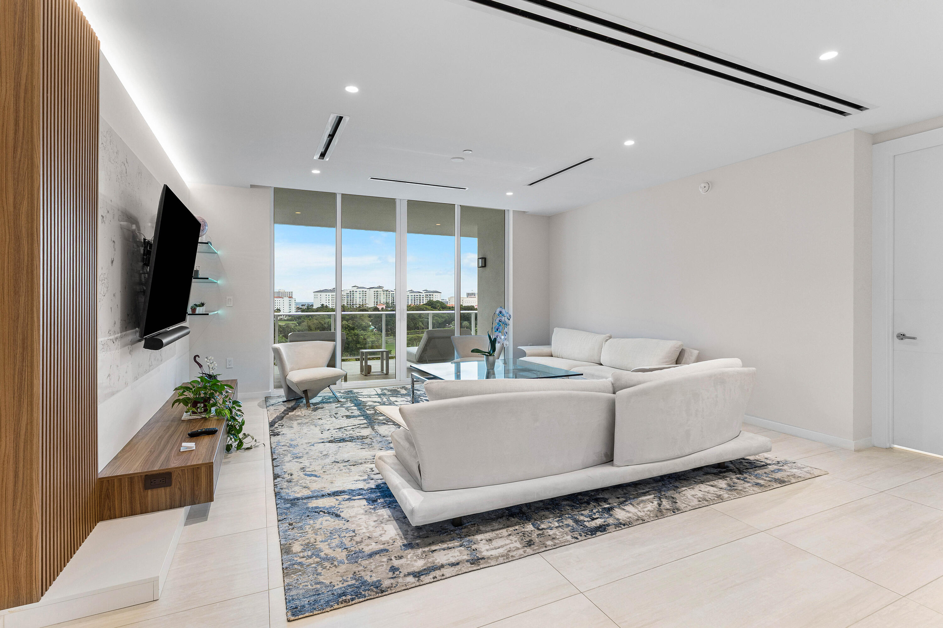 200 SE Mizner Boulevard 707