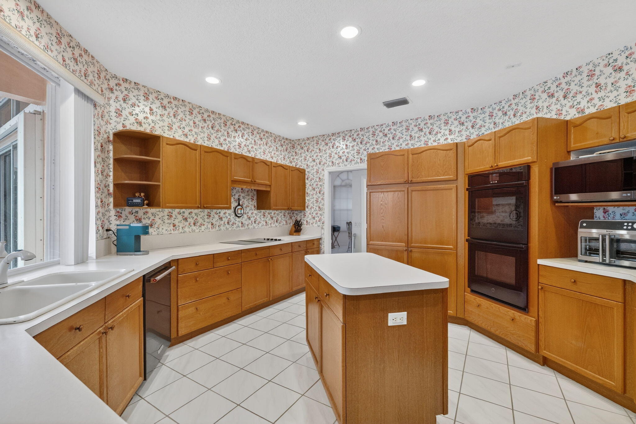 2946 Sabalwood Court