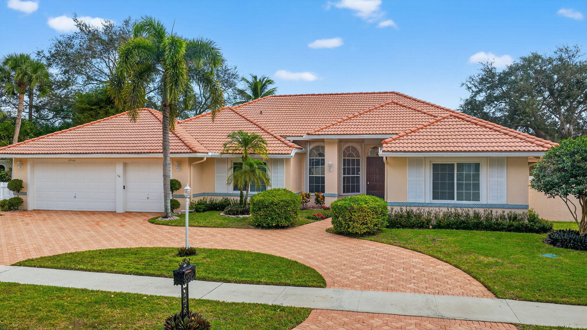 2946 Sabalwood Court