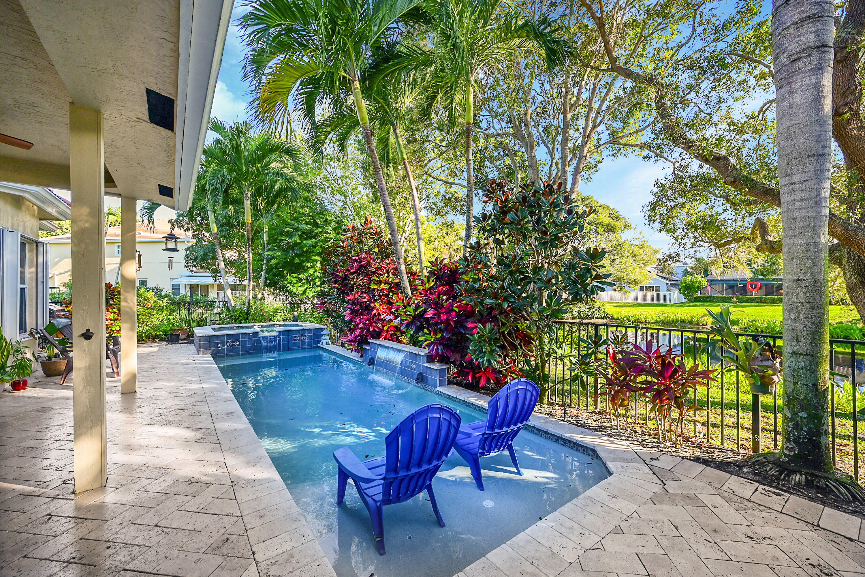15 Lawrence Lake Drive