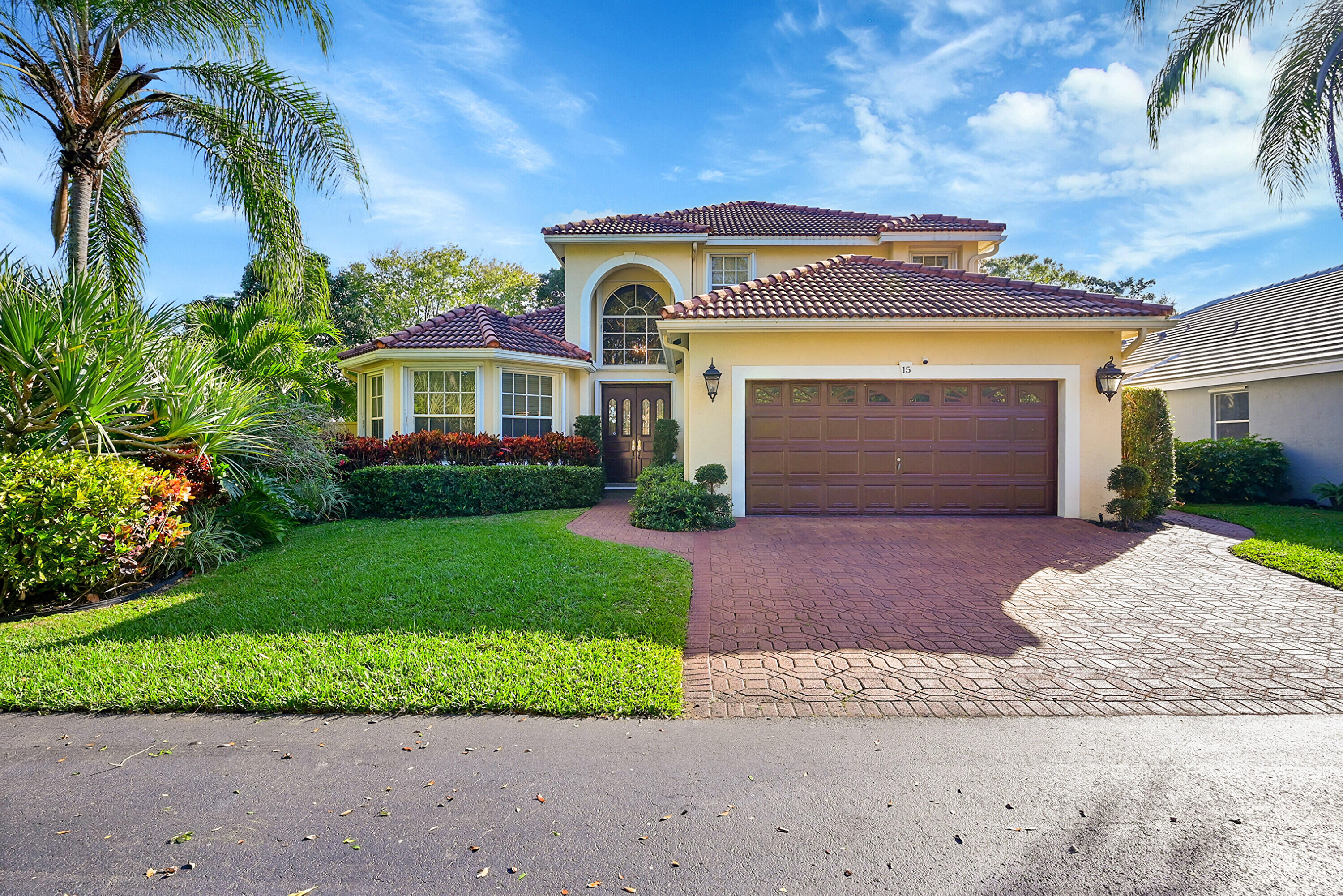 15 Lawrence Lake Drive