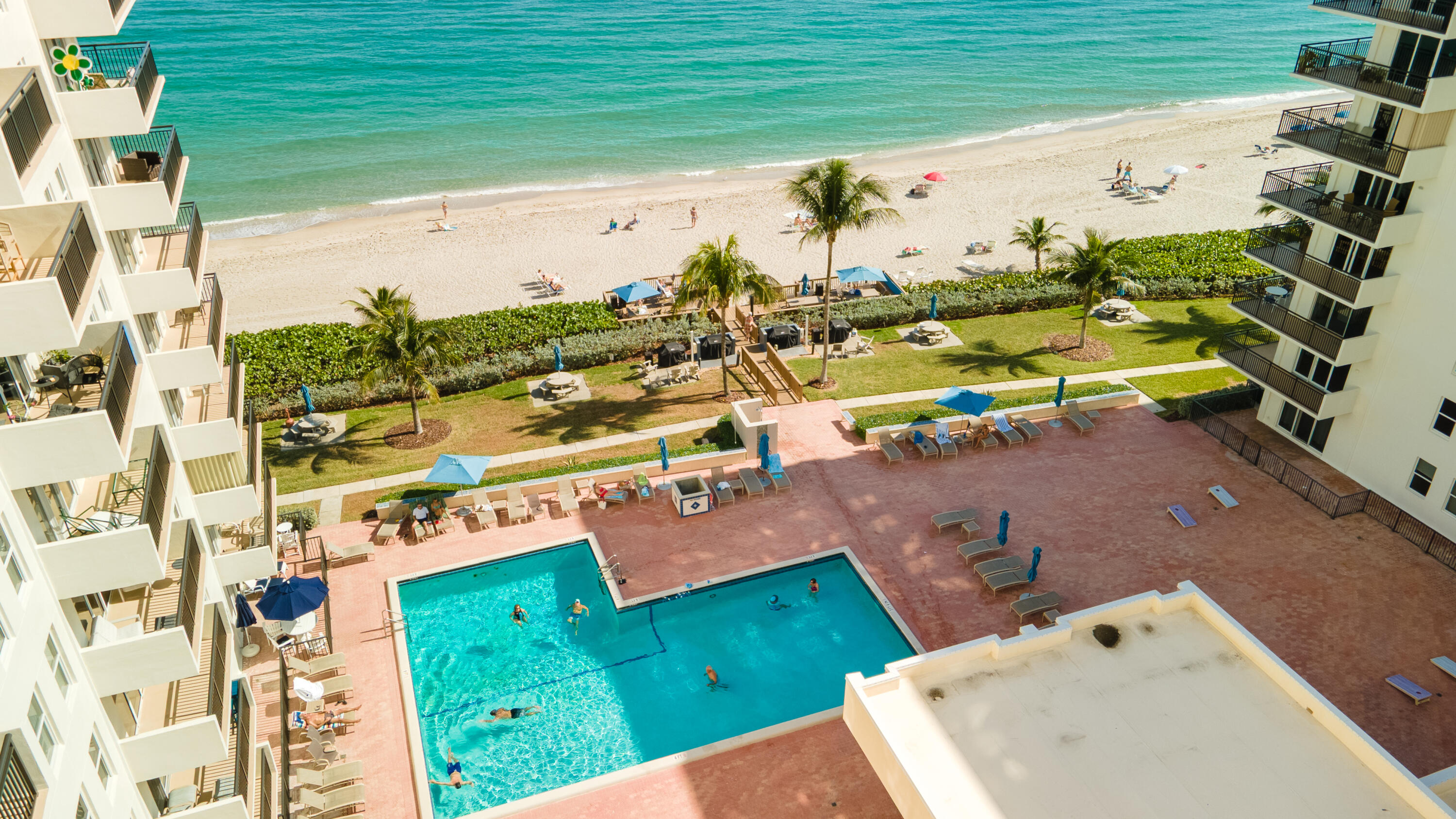 1149 Hillsboro Mile 1008