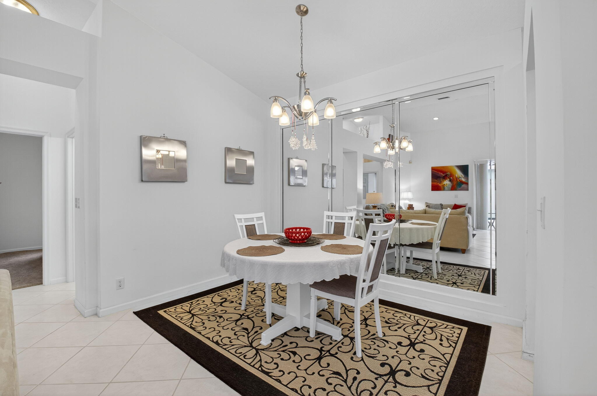 6032 Rossmoor Lakes Court