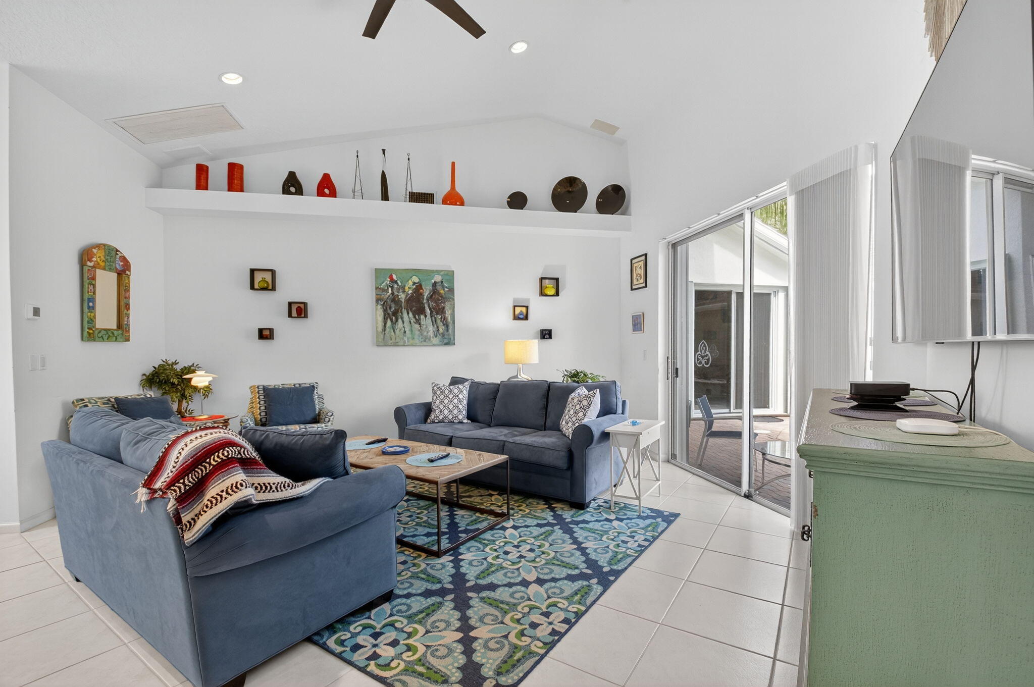 6032 Rossmoor Lakes Court