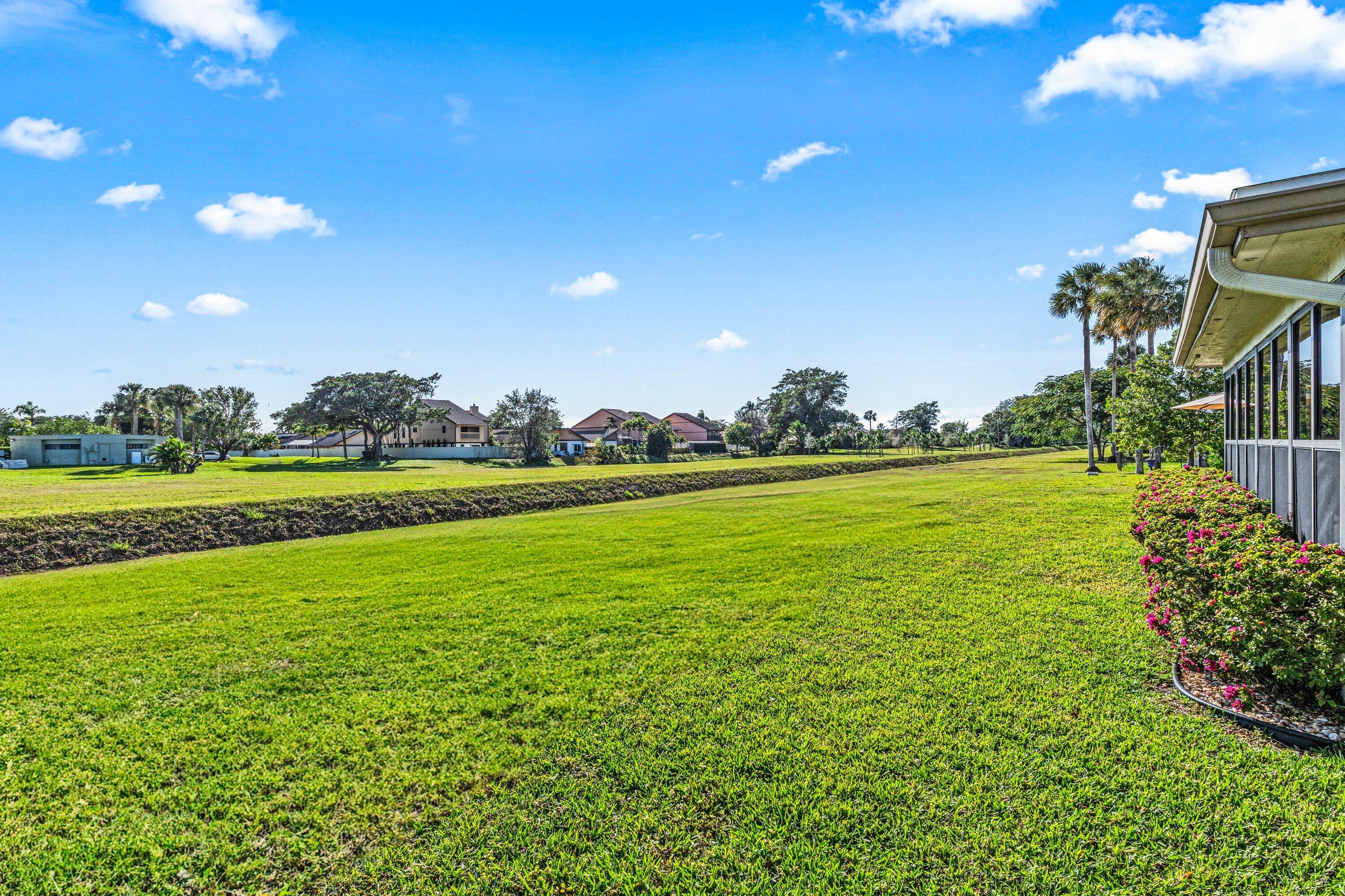 6426 Casabella Lane