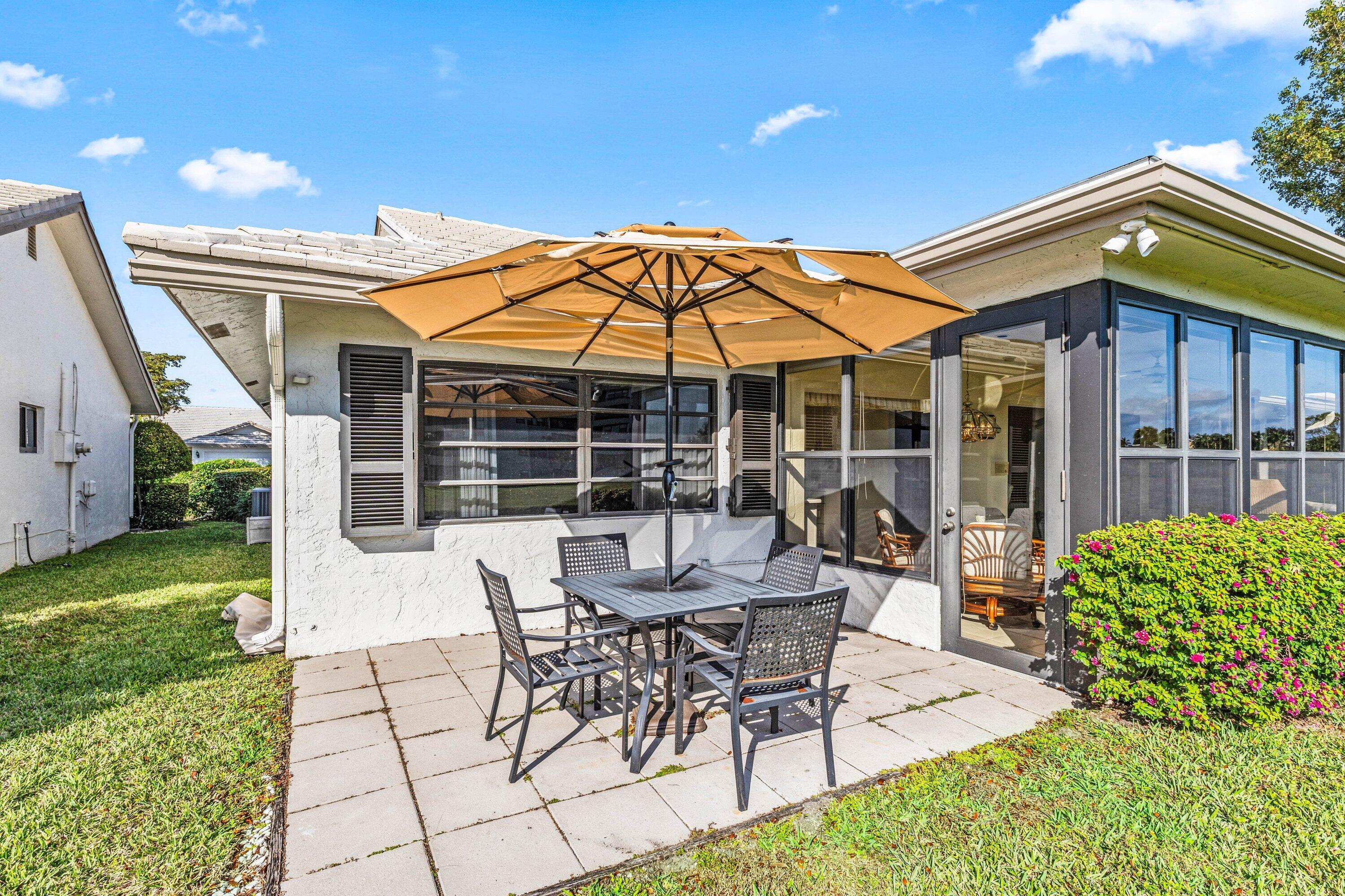 6426 Casabella Lane