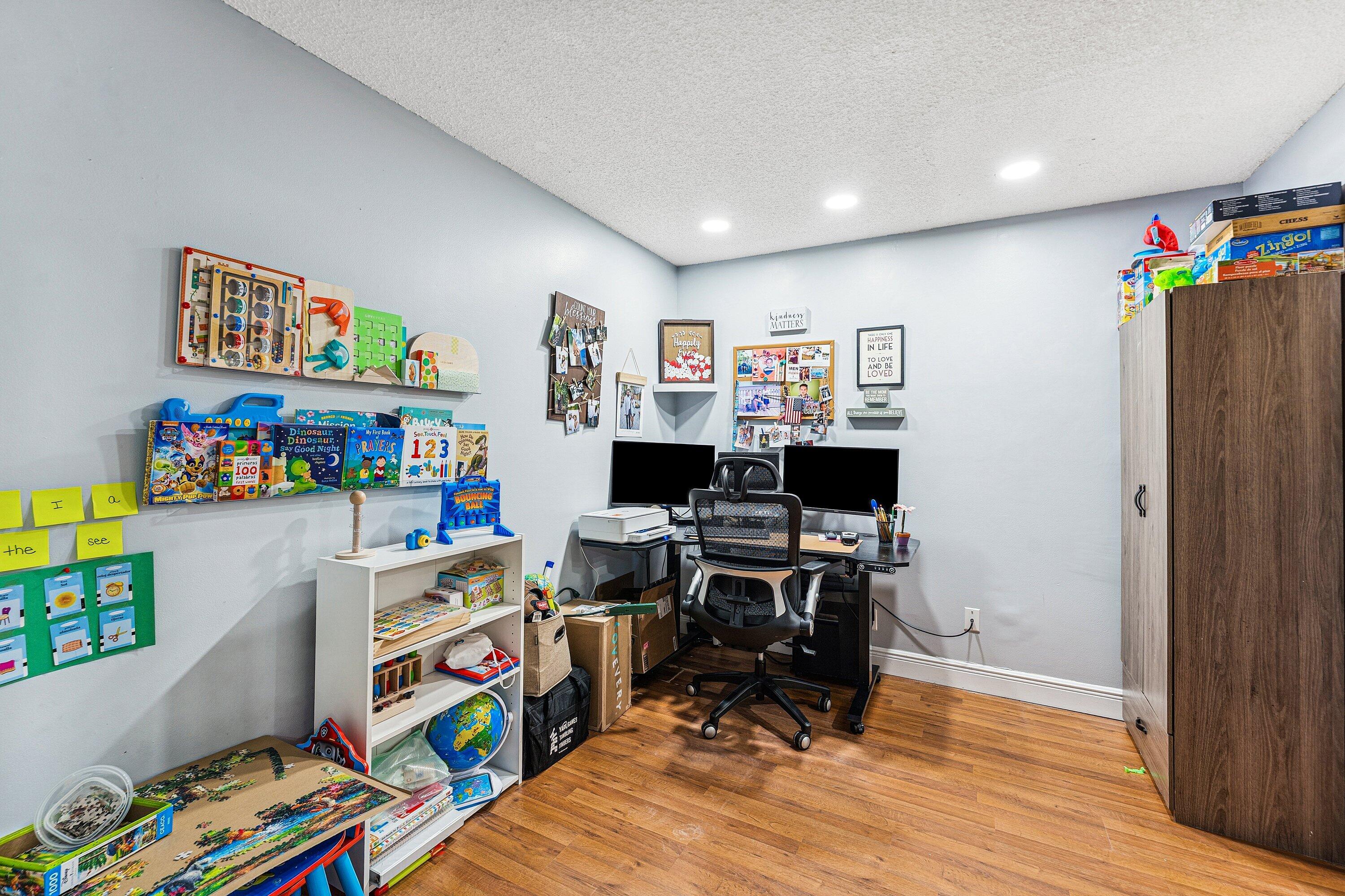 4769 NW 30th Street