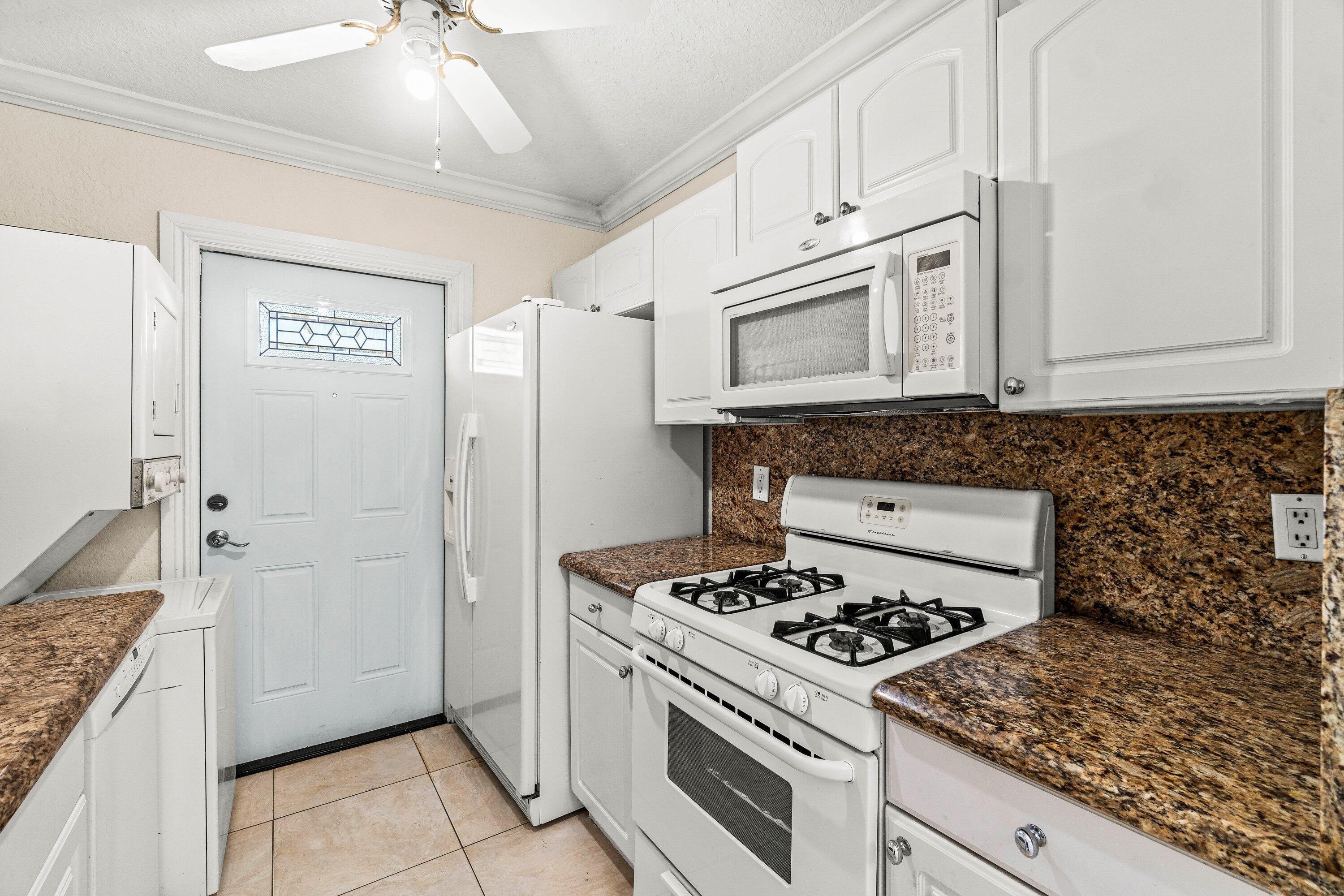 200 SW 7th Street #3