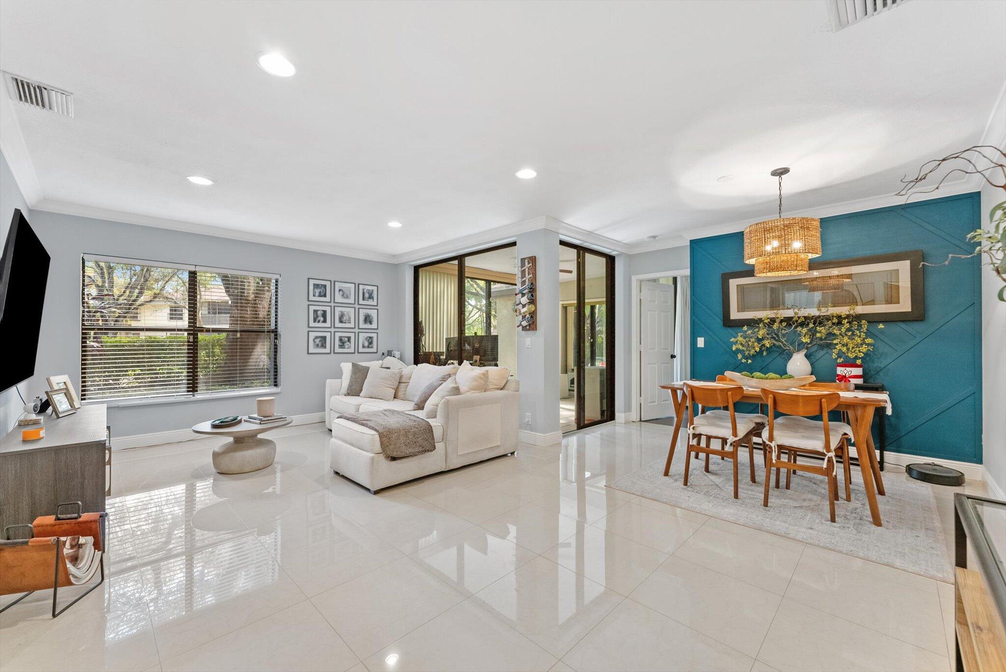 4475 Carambola Circle S 27328