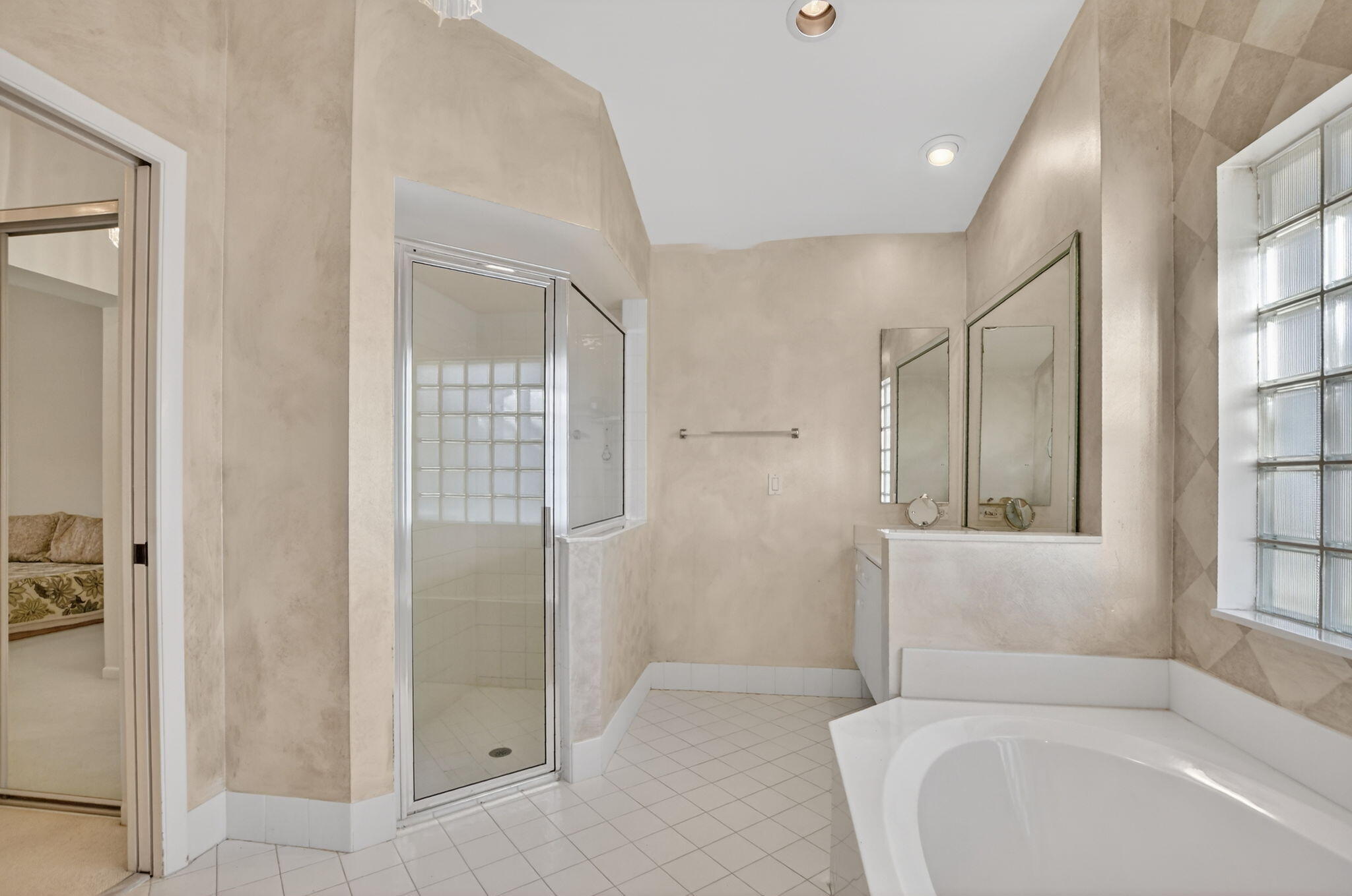 23429 Rakelle Circle