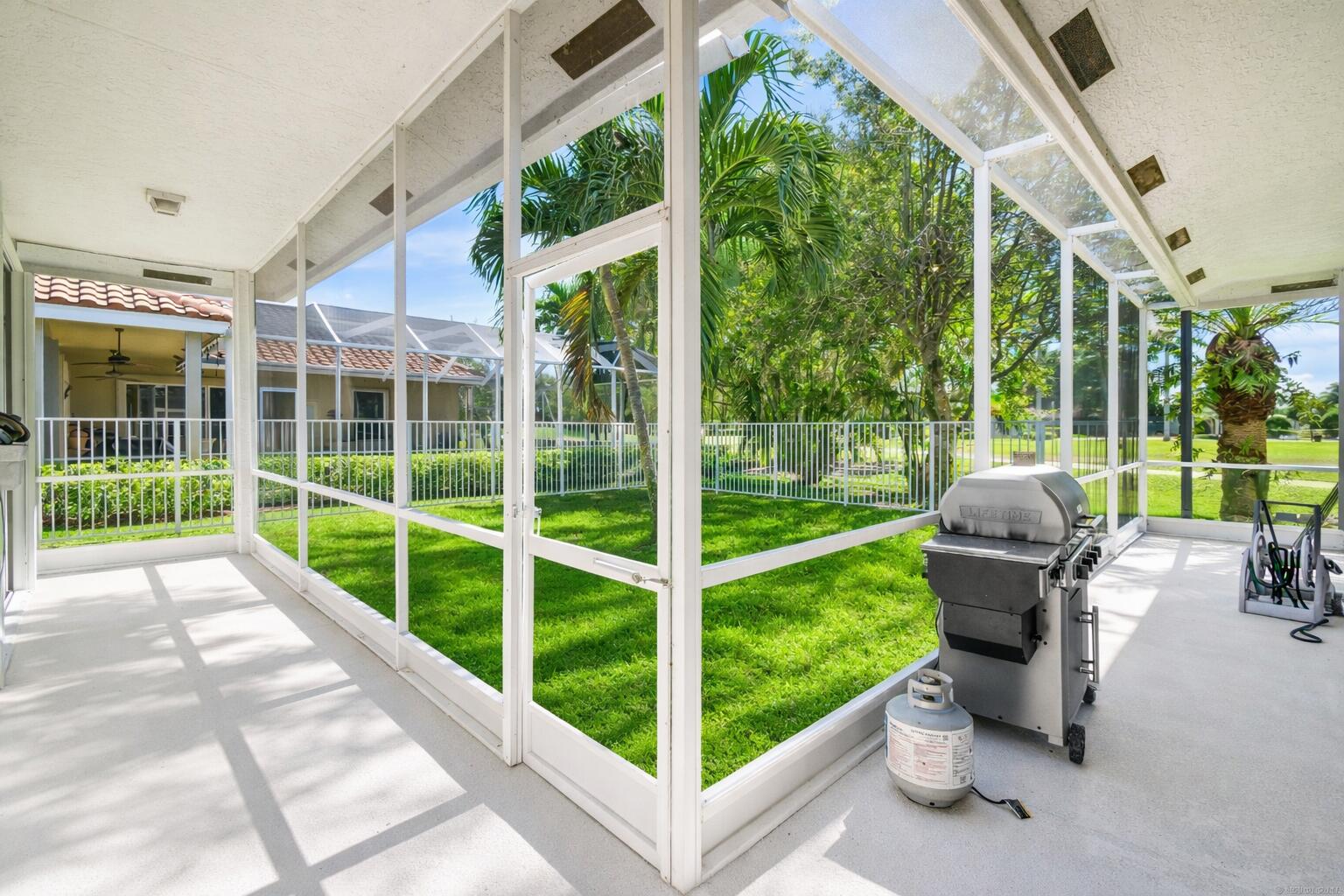 6380 Bridgeport Lane