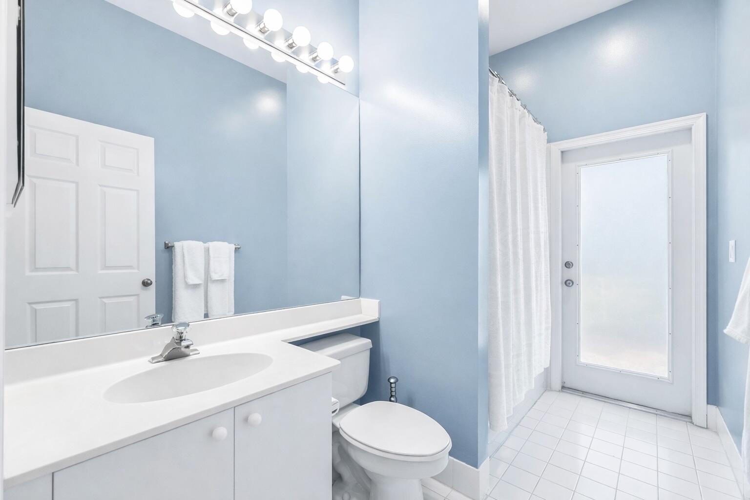 6380 Bridgeport Lane