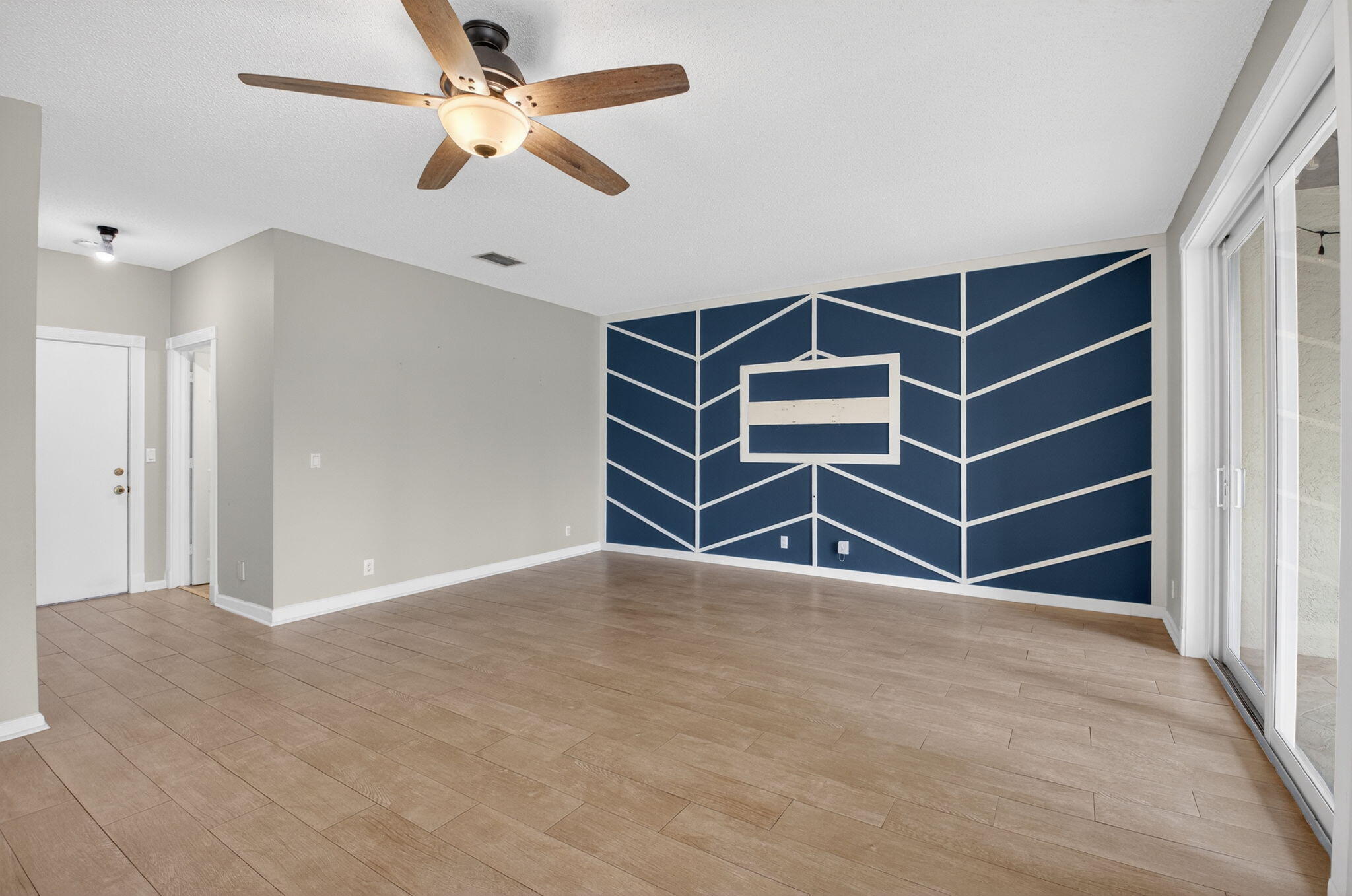 18196 Clear Brook Circle Circle