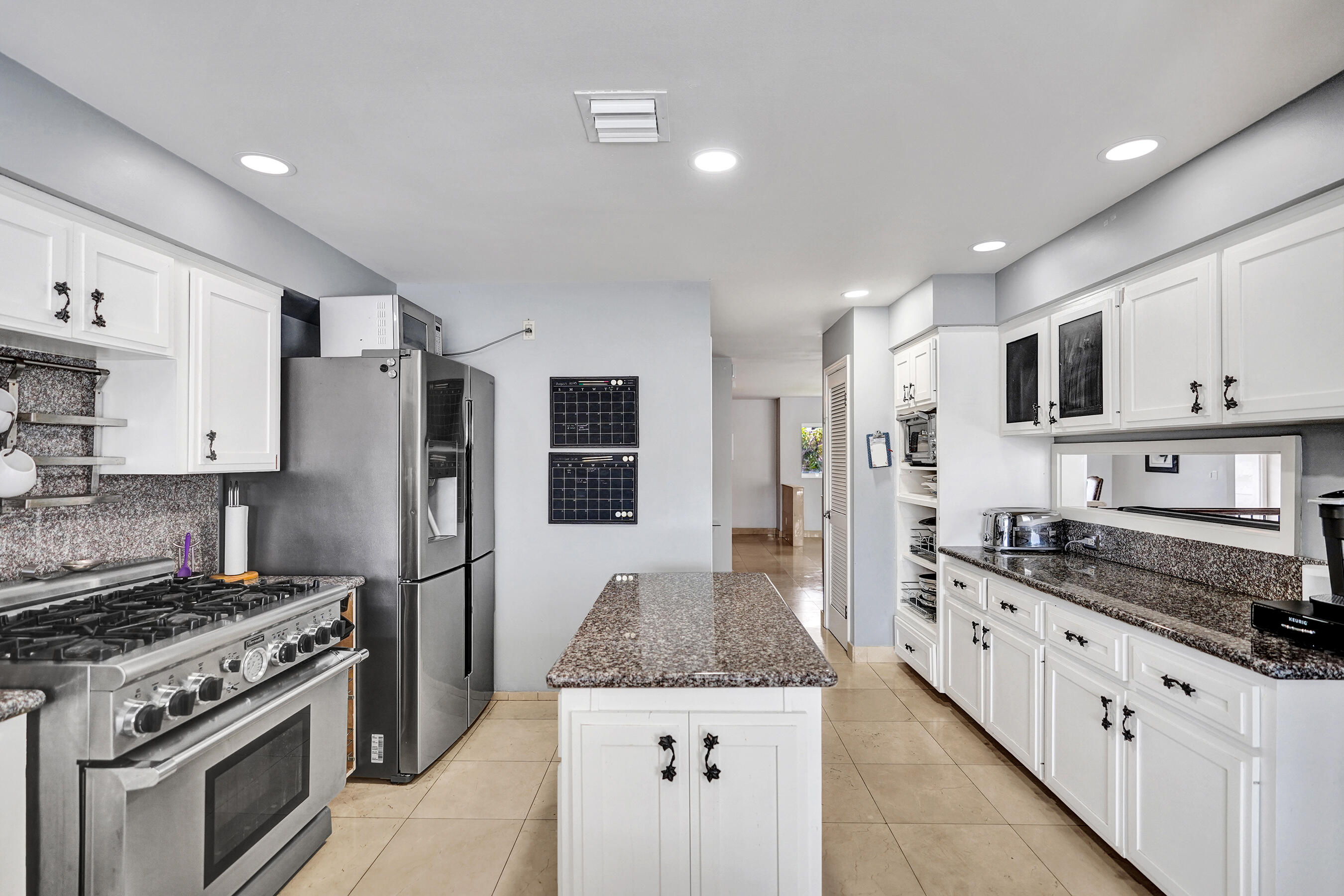 3001 NE 47th Street