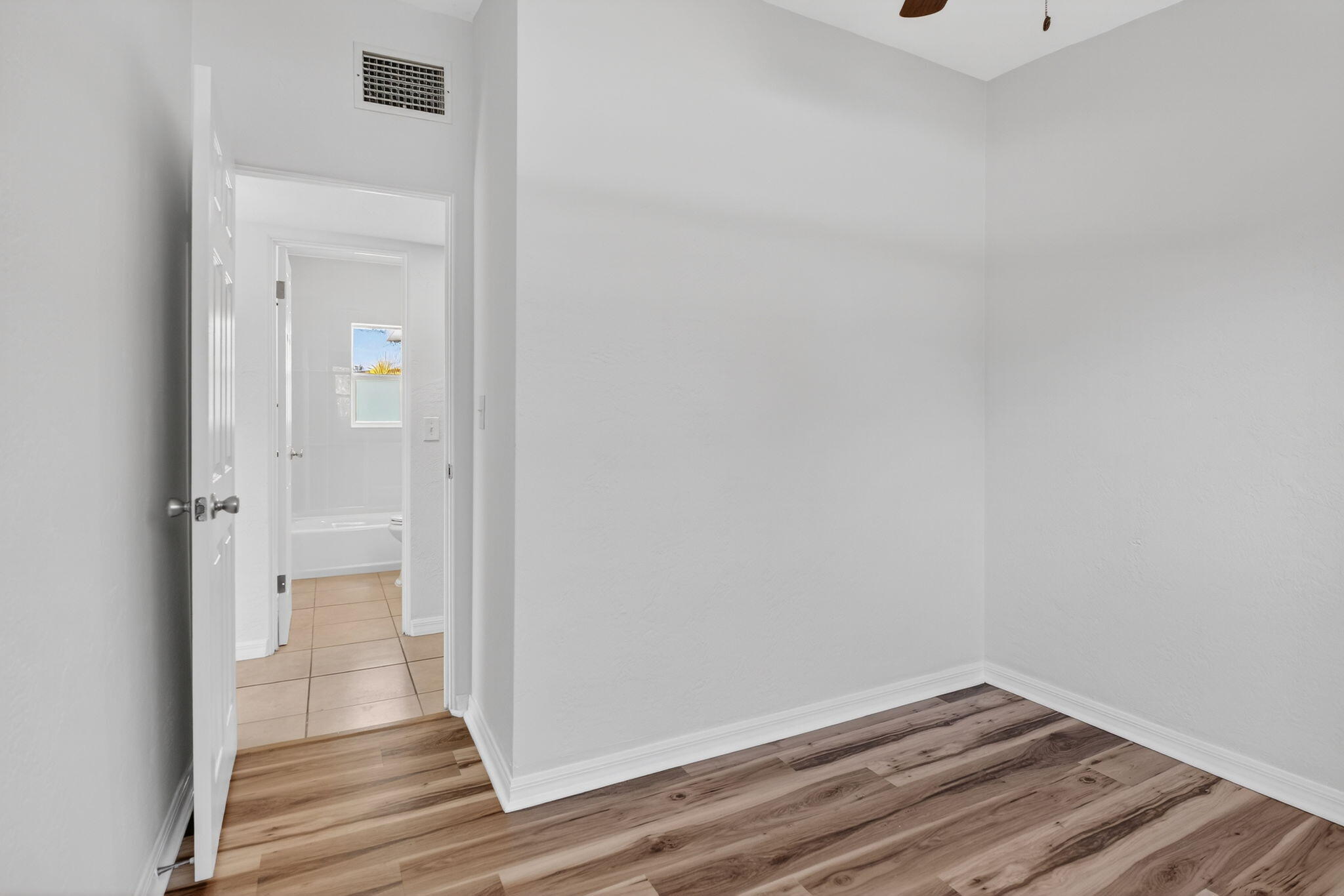 1932 Cedarwood Drive