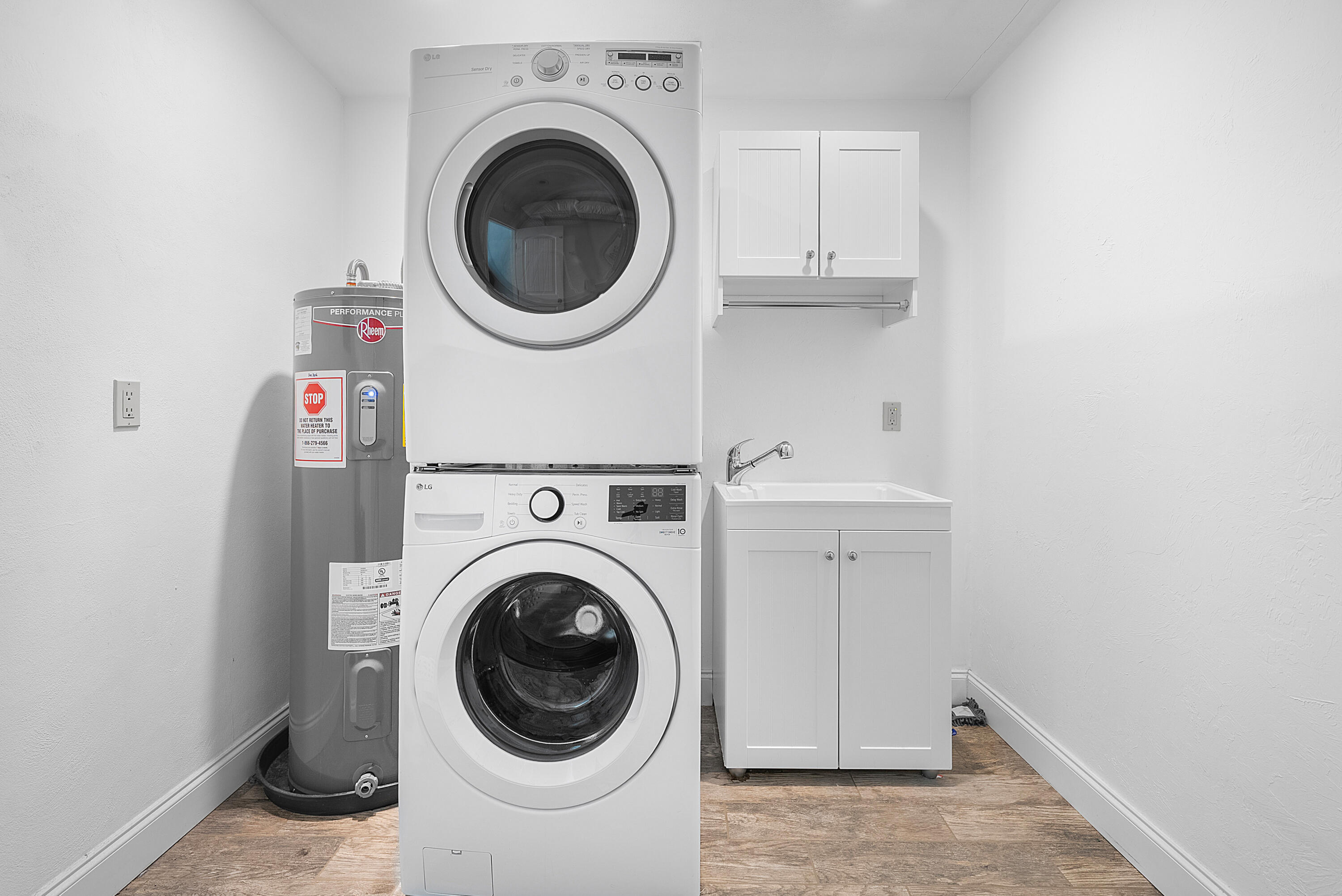 413 S Country Club Drive