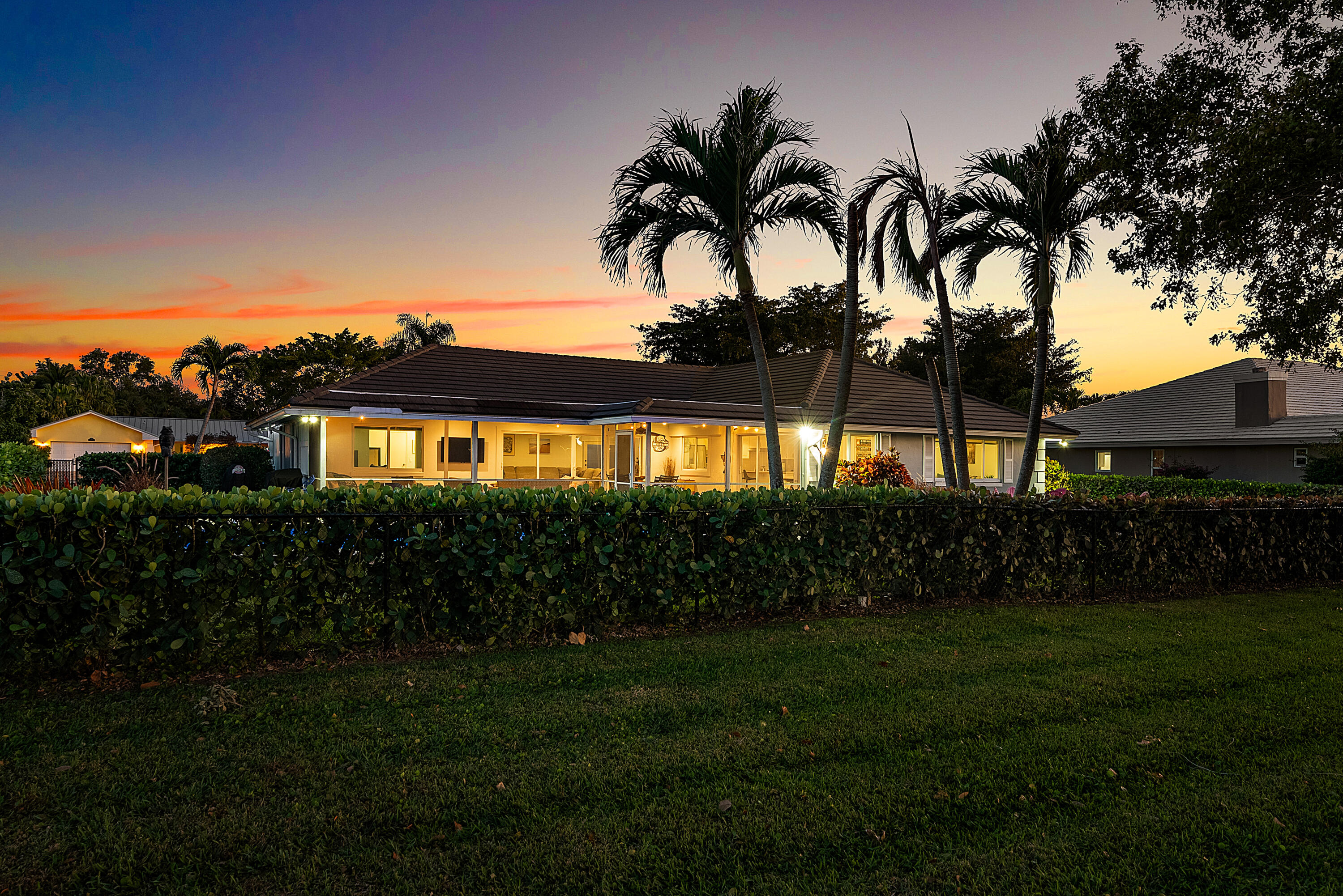 413 S Country Club Drive