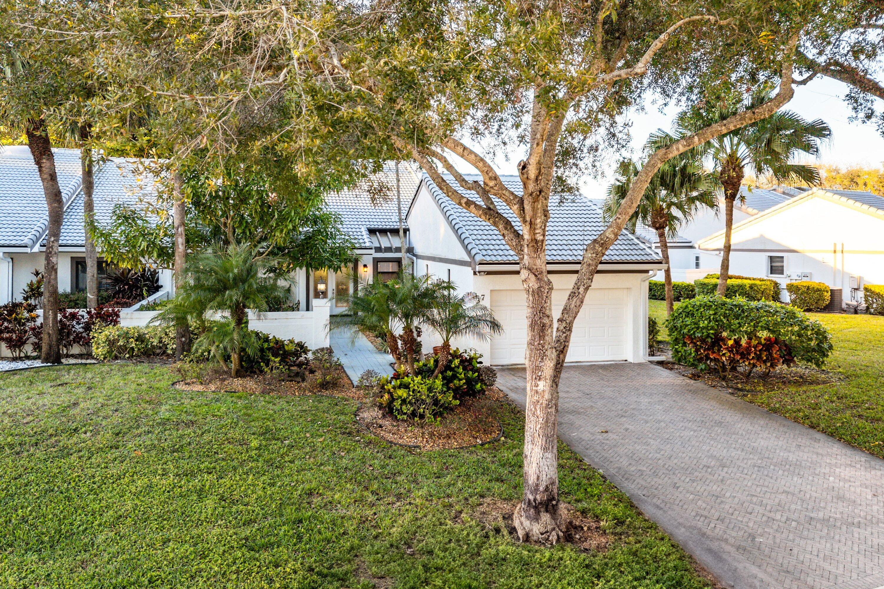 37 Clubhouse Lane