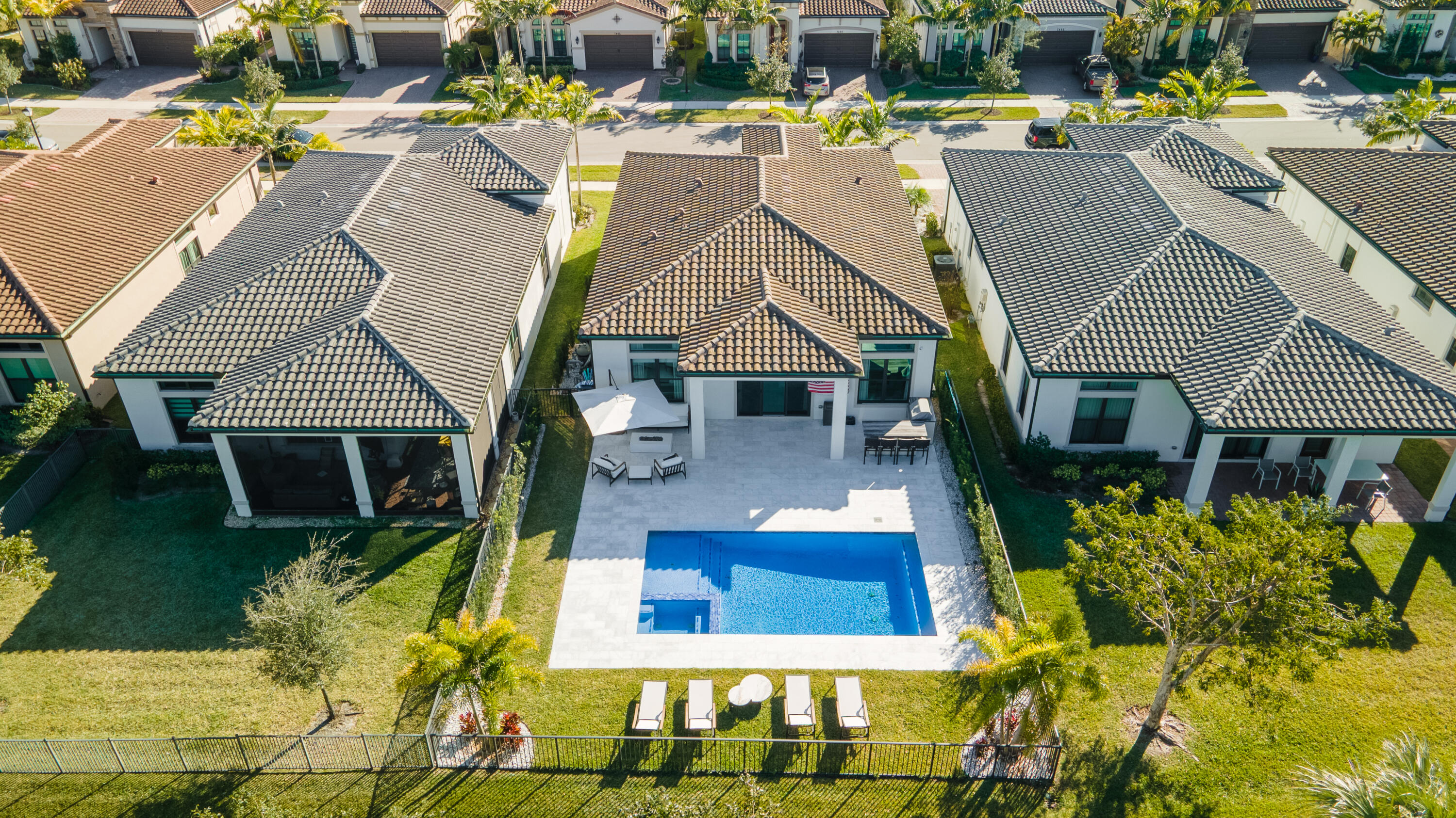 7465 Seacoast Drive