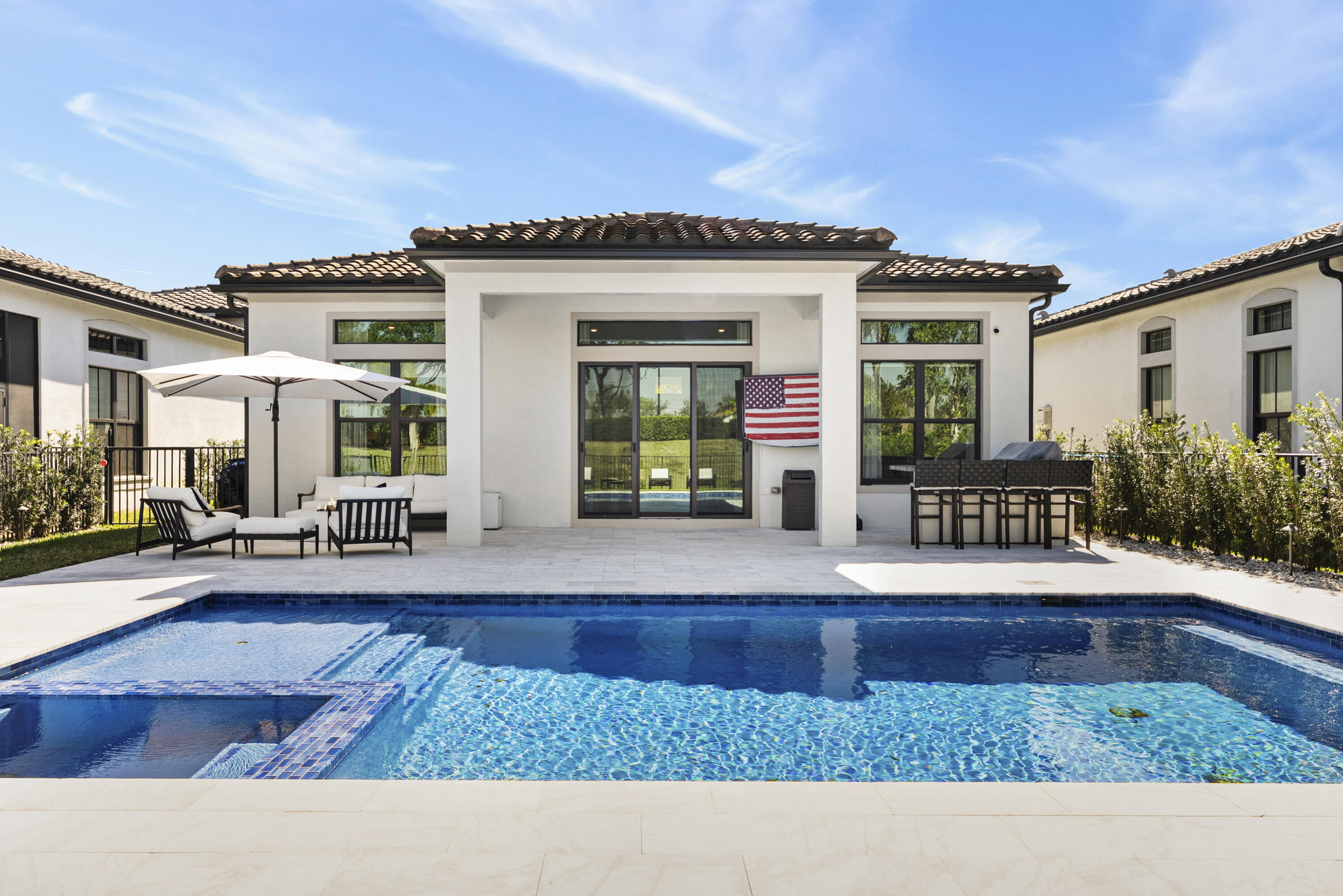 7465 Seacoast Drive