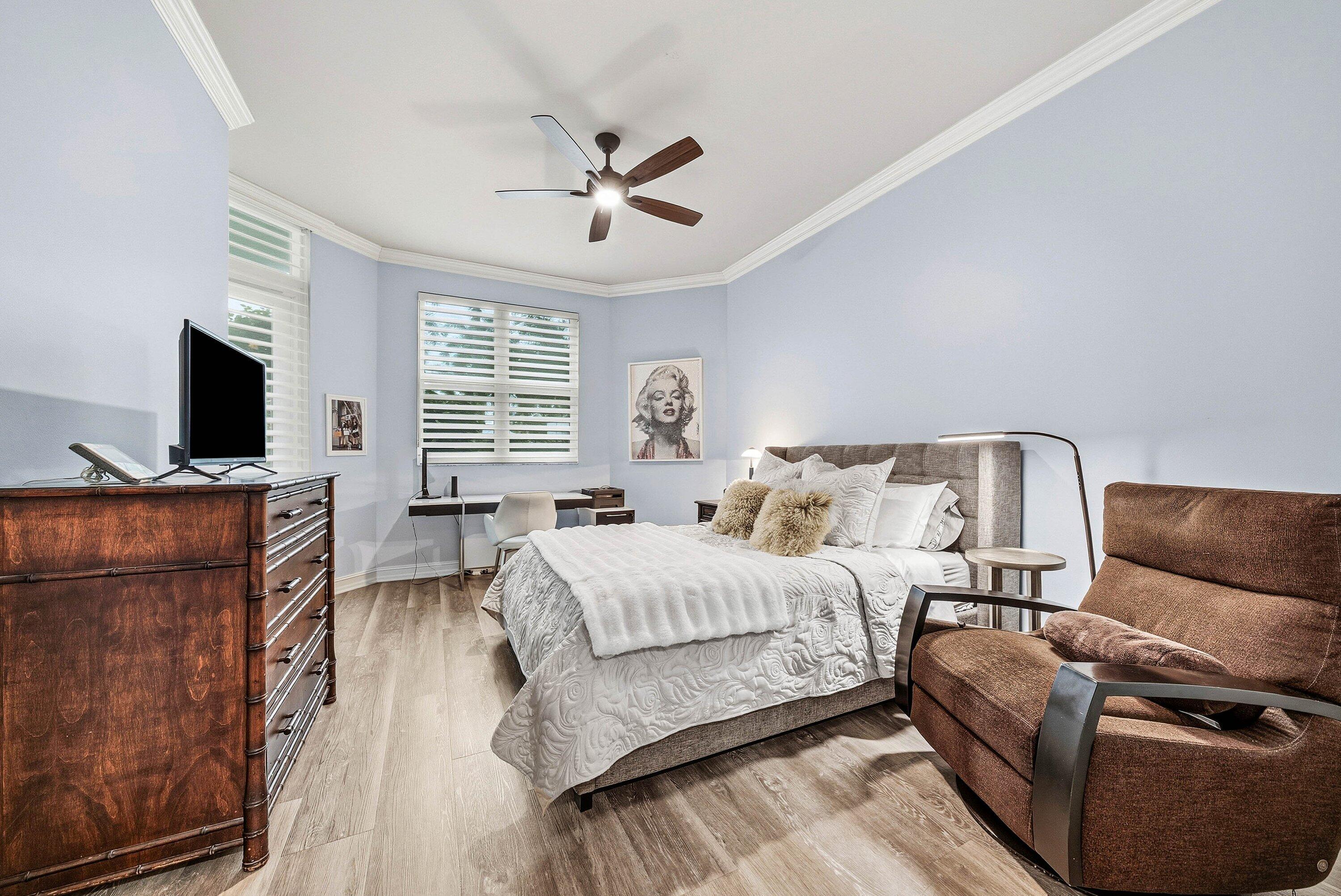 550 SE Mizner Blvd Boulevard B110