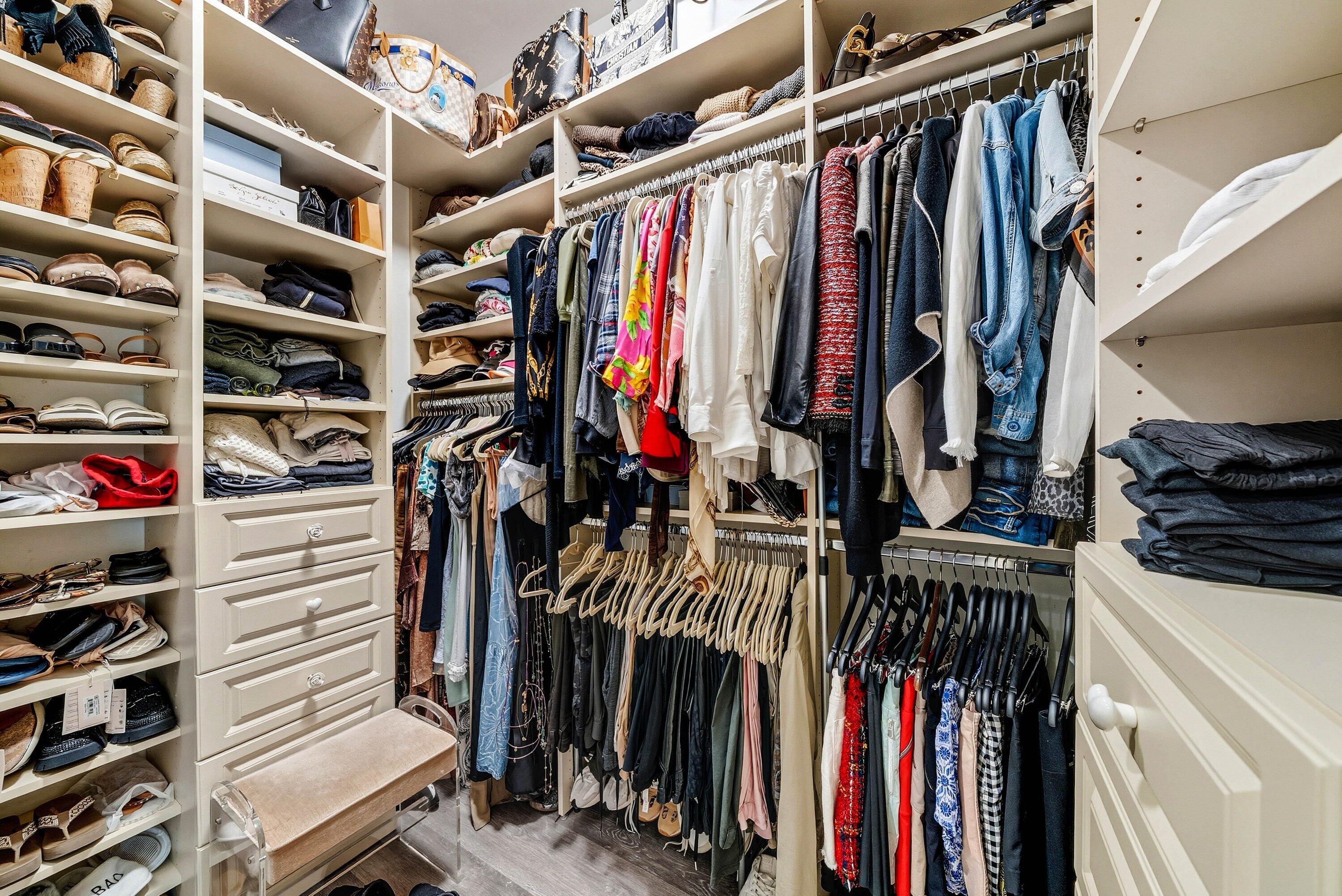 550 SE Mizner Blvd Boulevard B110